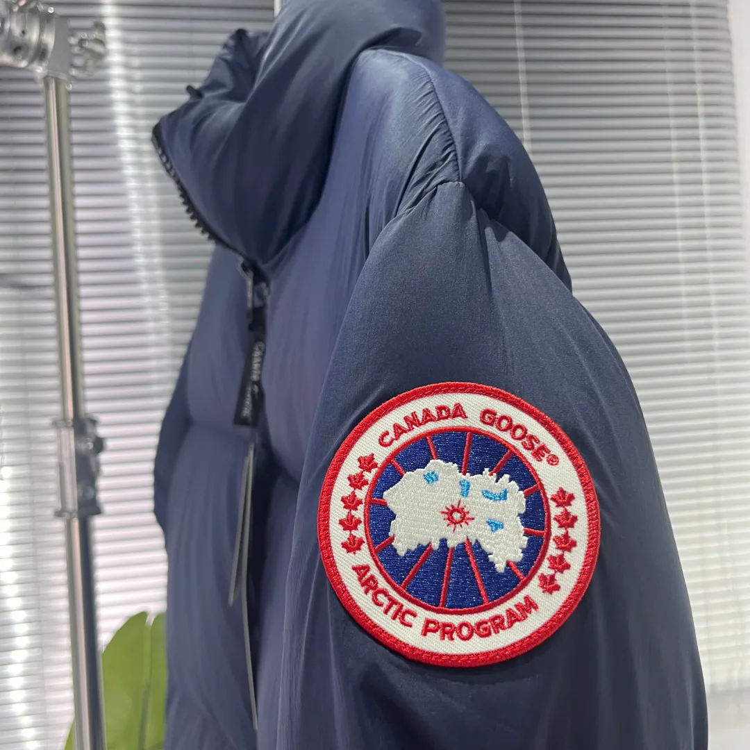 Куртки И Пуховики Мужские Canada Goose 18204198