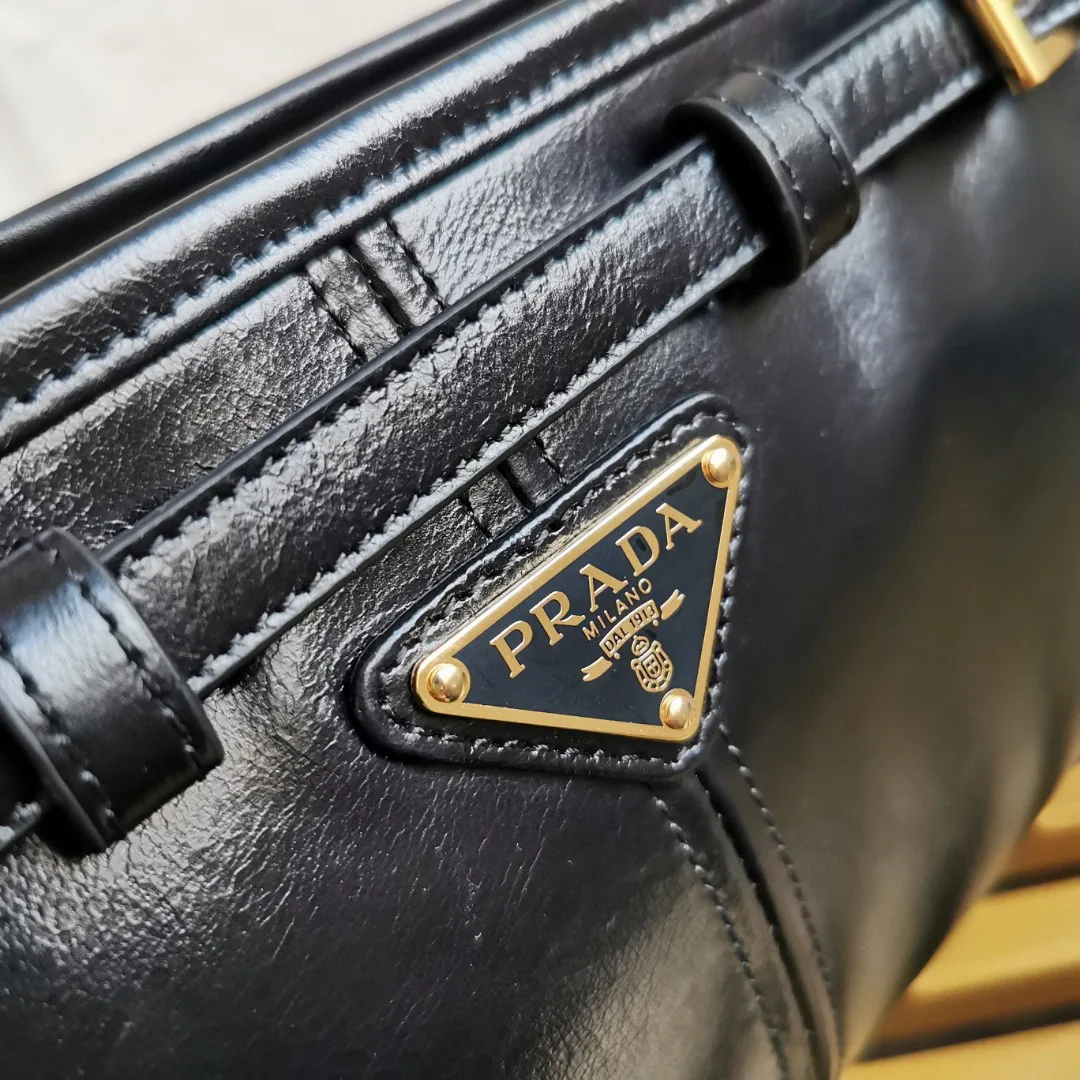 Сумки На Ремне Женские Prada 10644764