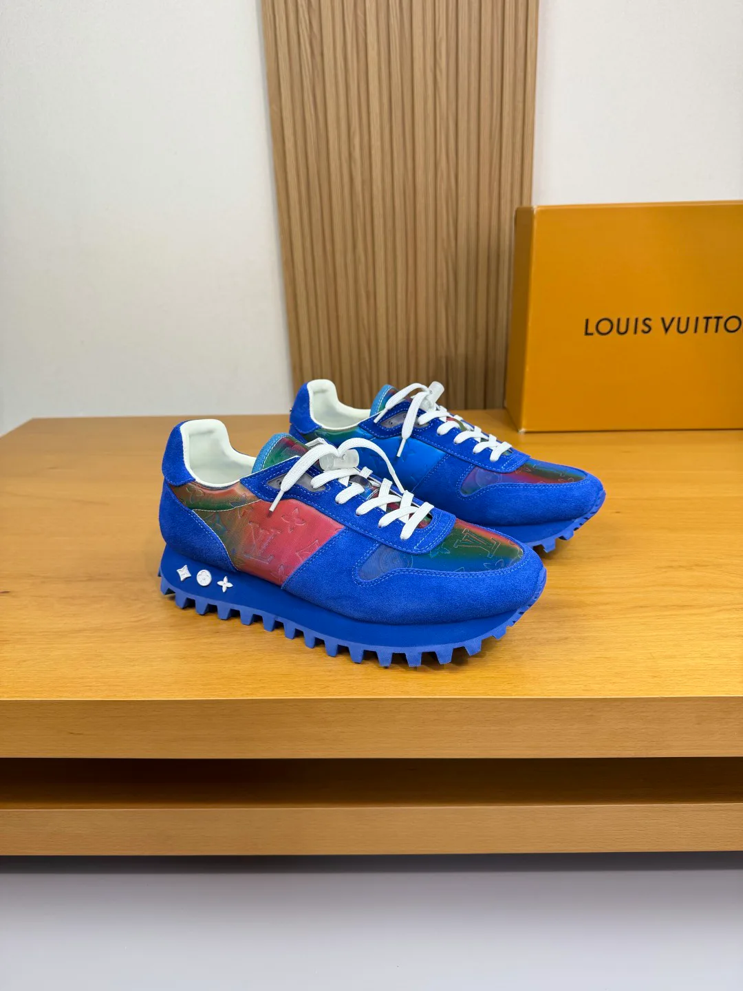 Кроссовки Мужские Louis Vuitton 152535