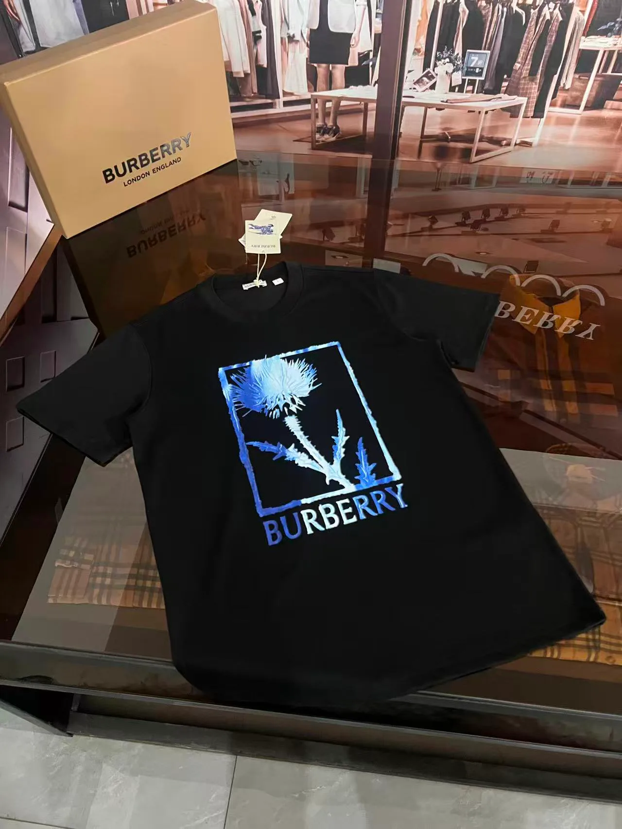 Футболки Женские Burberry 9867381