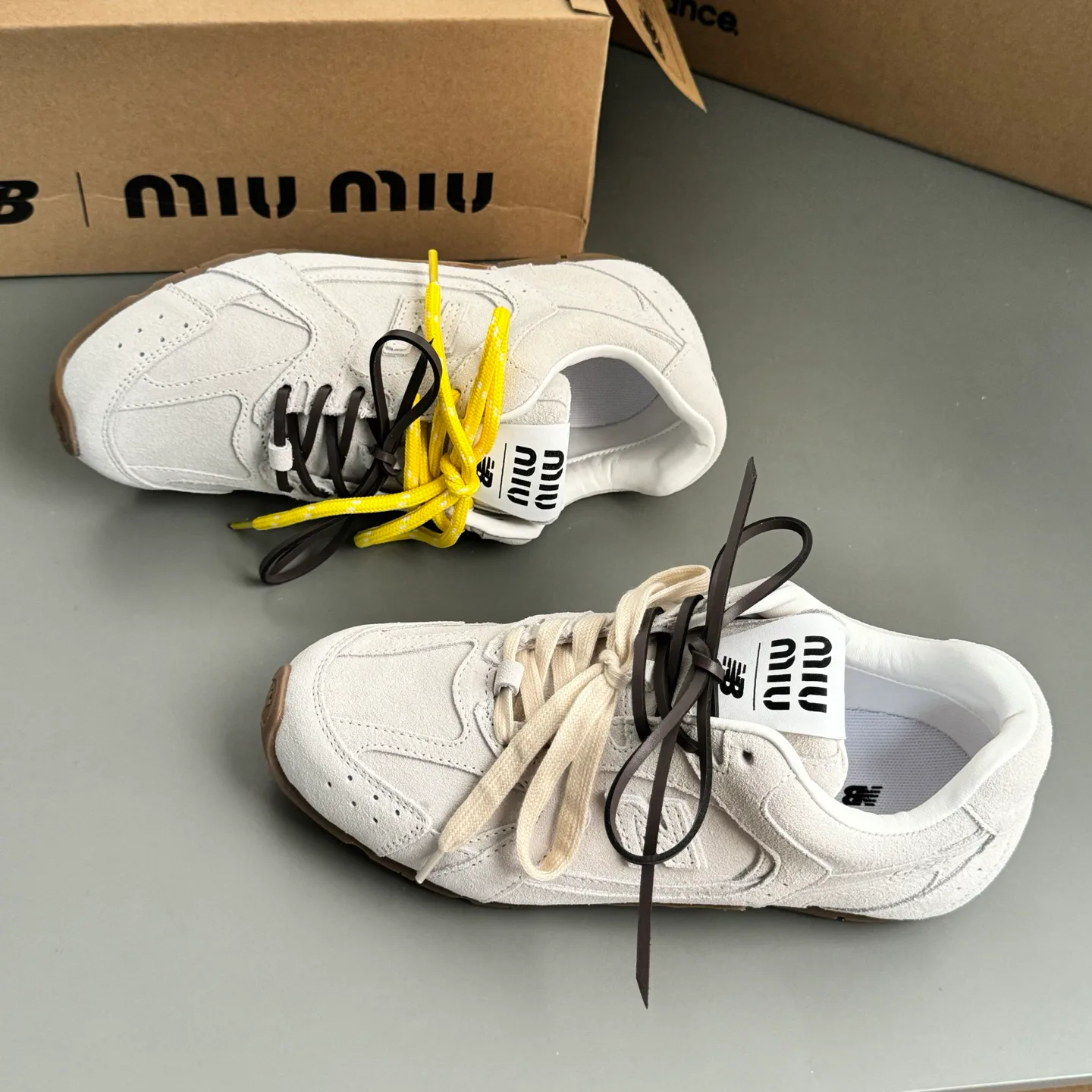 Кроссовки Женские Miu Miu 12629850