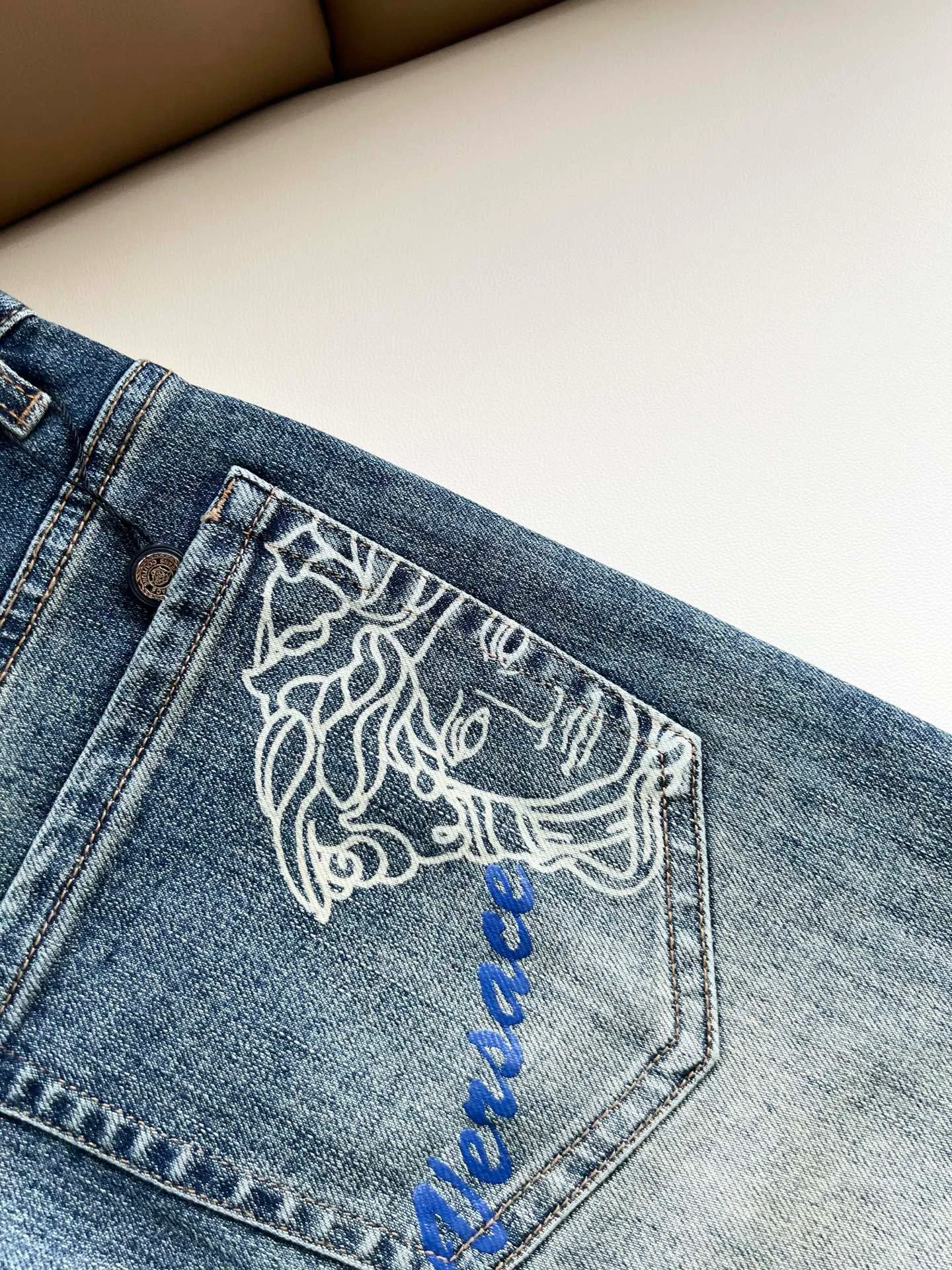 Джинсы Мужские Versace 18343204
