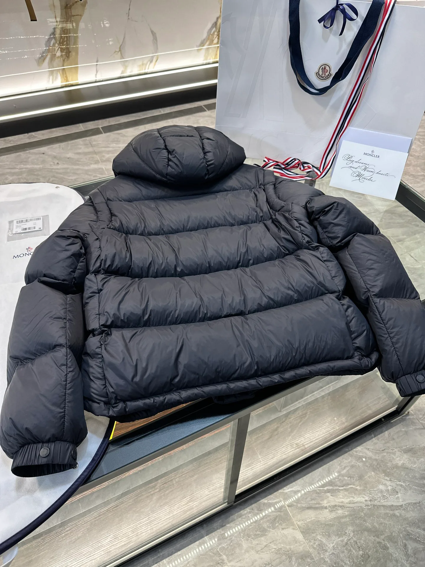 Куртки И Пуховики Женские Moncler 19648615