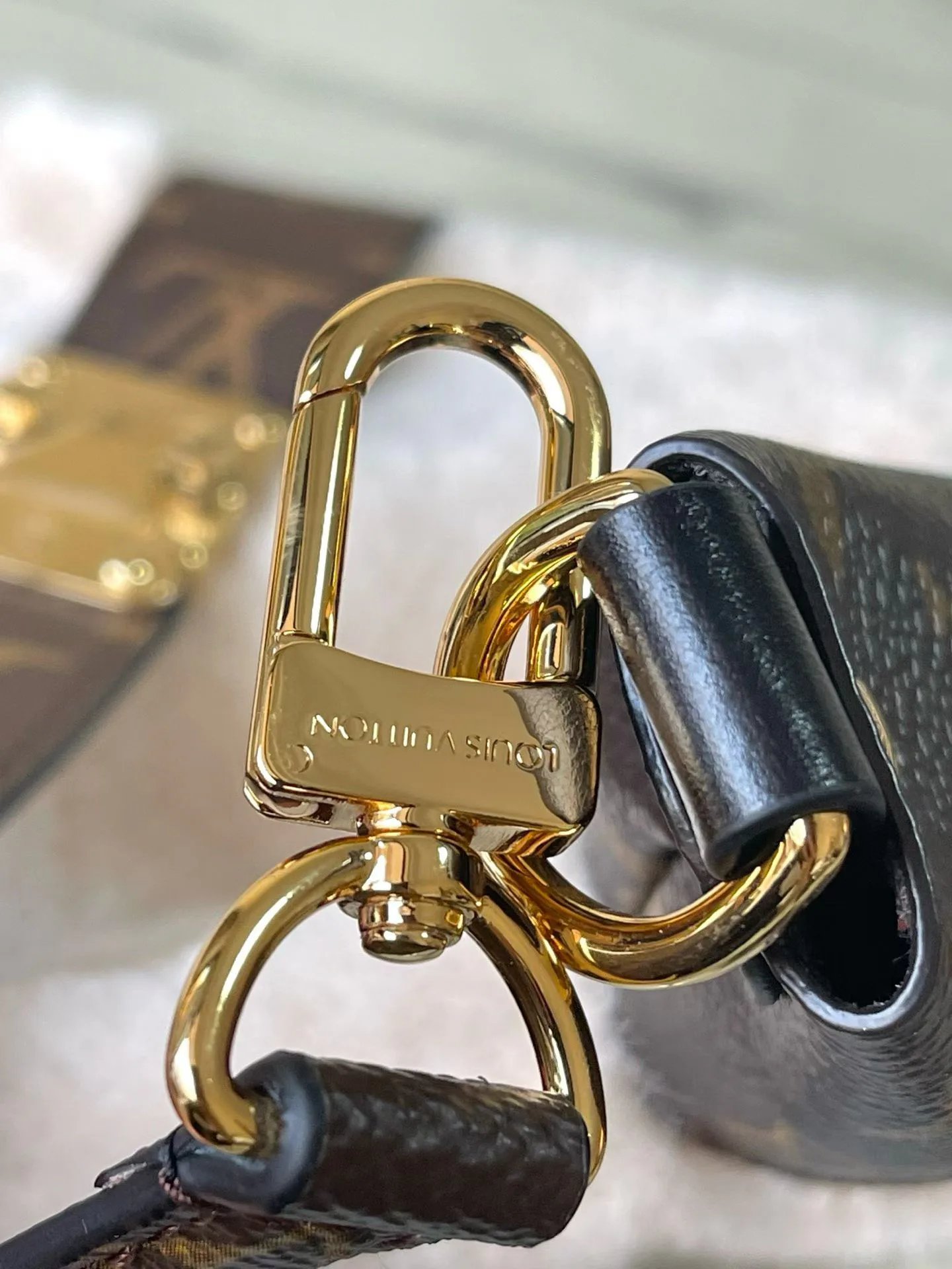 Клатчи Женские Louis Vuitton 2995955