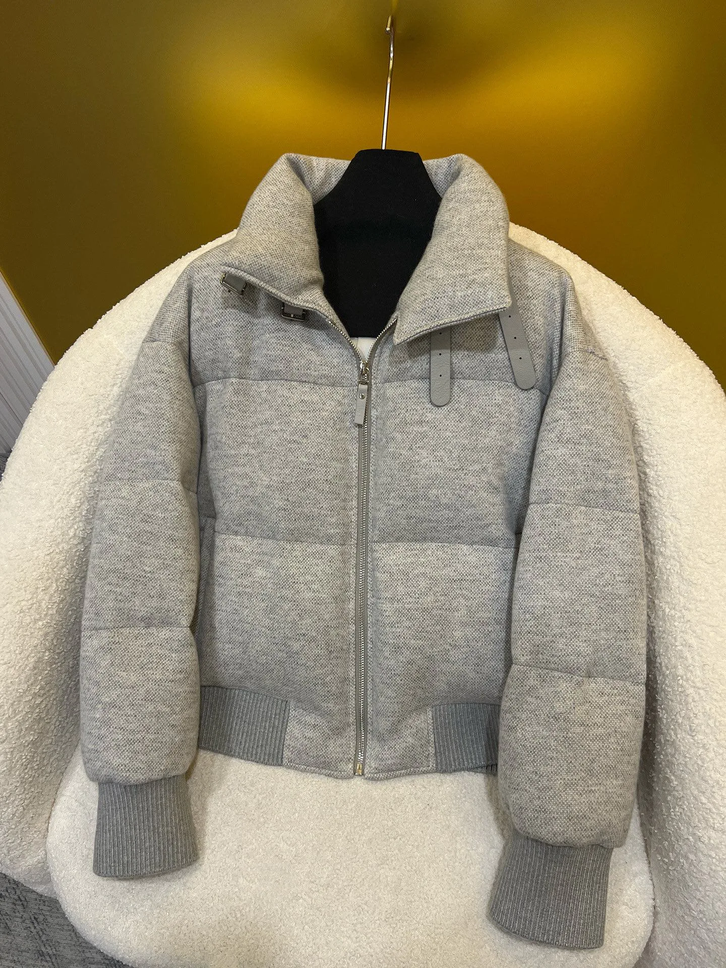 Куртки И Пуховики Женские Loro Piana 19338805