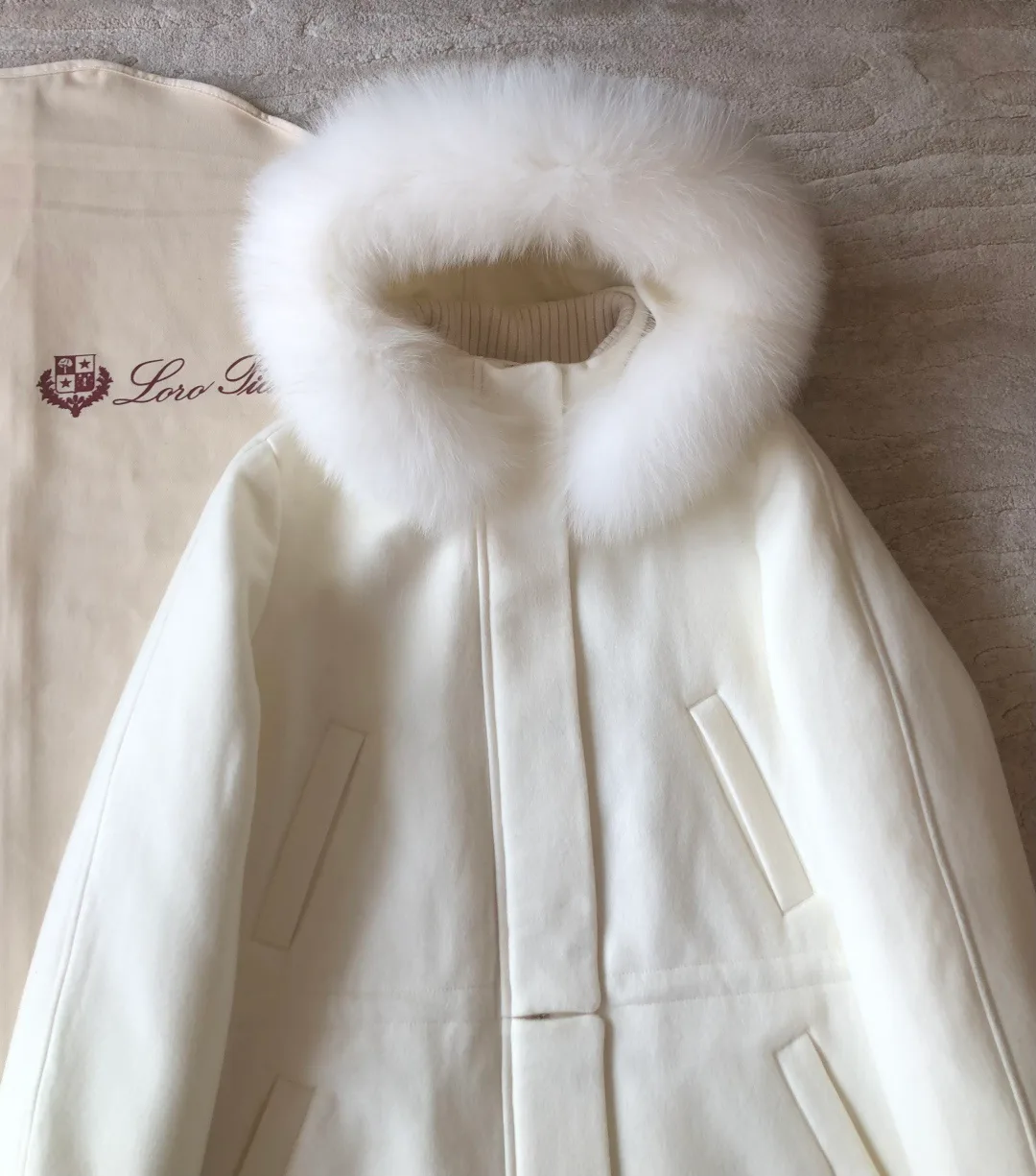 Куртки И Пуховики Женские Loro Piana 1400745