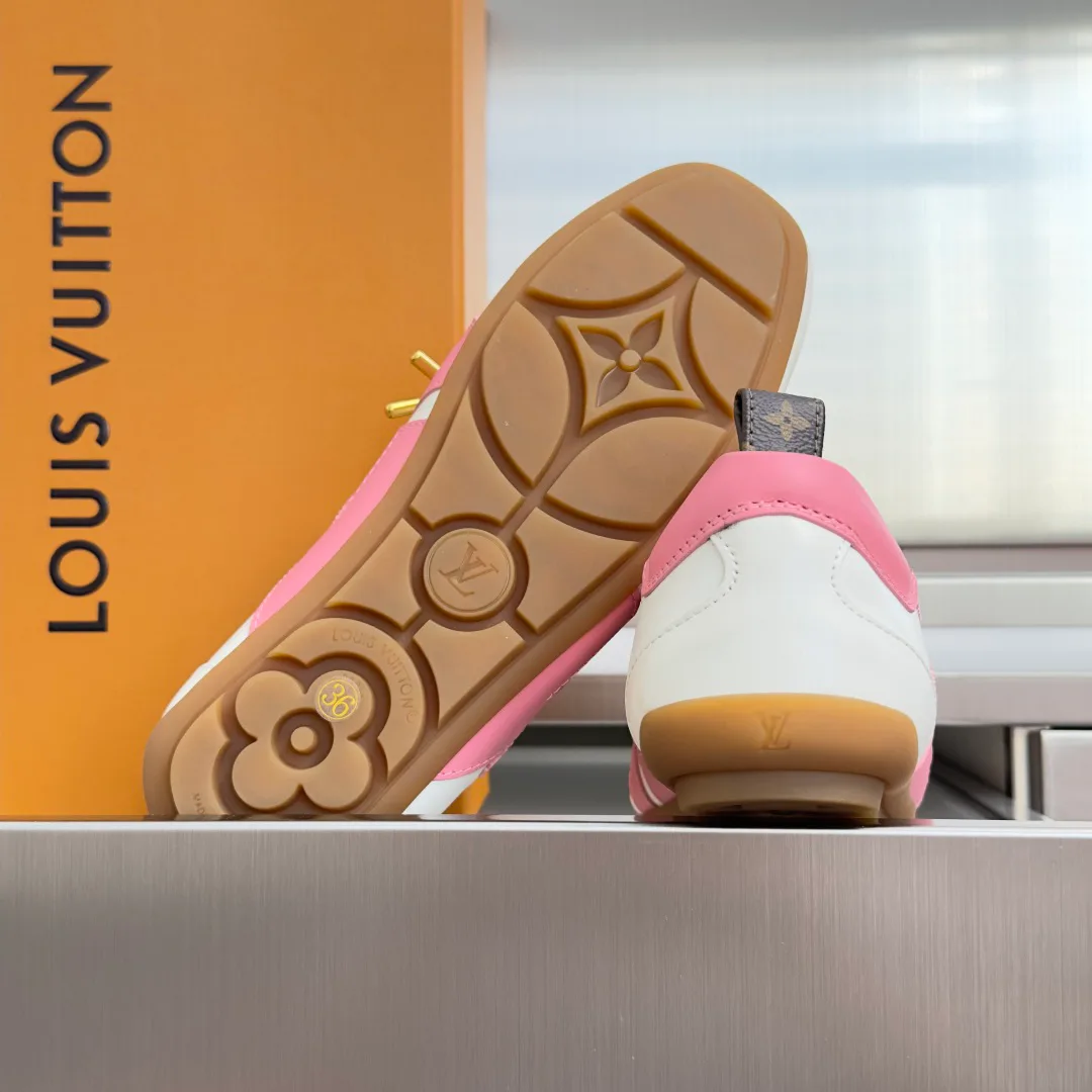 Кроссовки Женские Louis Vuitton 19175909