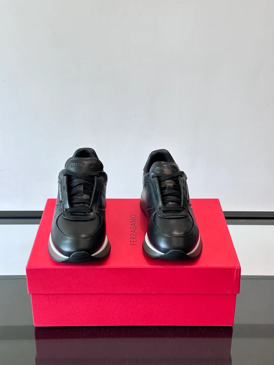 Кроссовки Мужские Salvatore Ferragamo 10615049