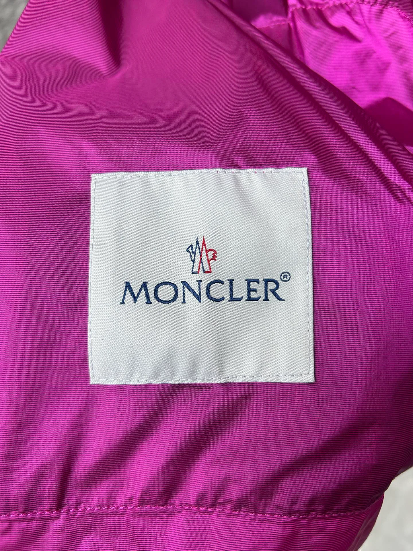 Куртки И Пуховики Женские Moncler 11862660