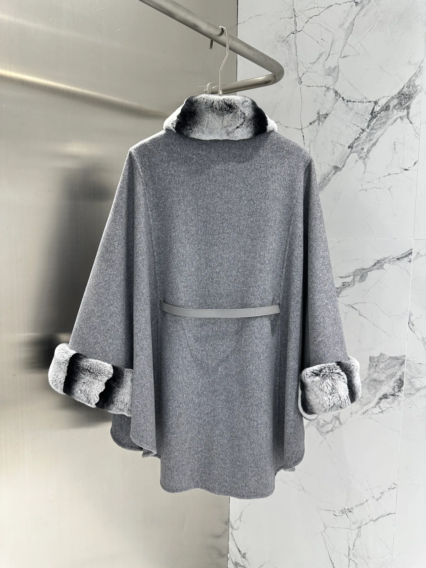 Пальто Женские Loro Piana 18513173