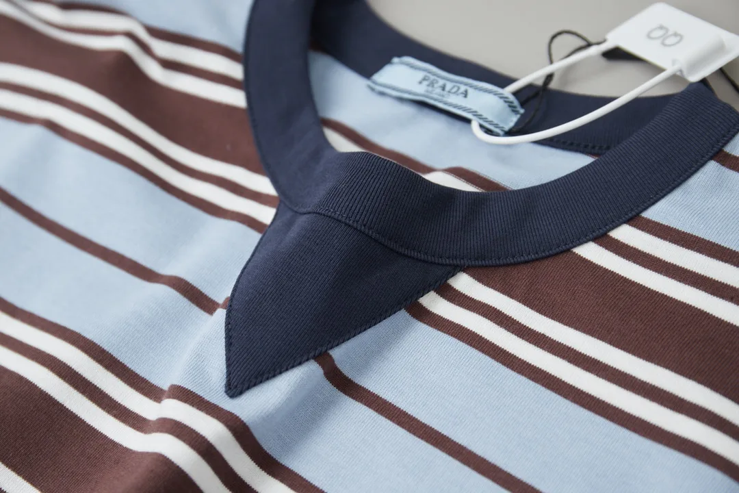 Футболки Женские Prada 11109340