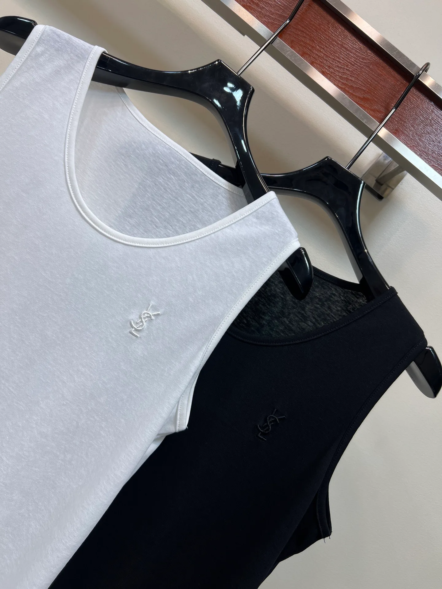 Топы Женские Saint Laurent 11752320