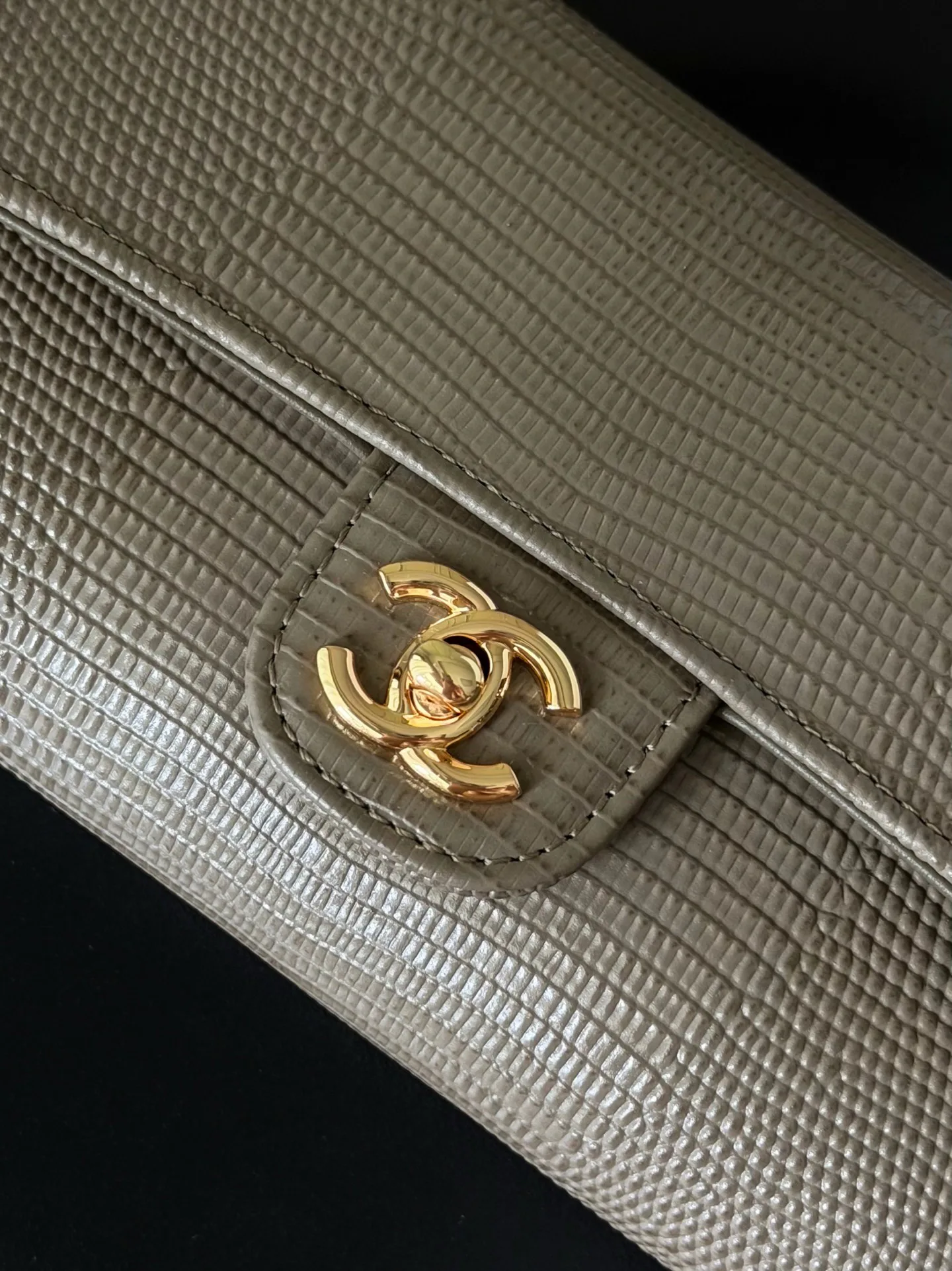 Классические Сумки Женские Chanel 17498618