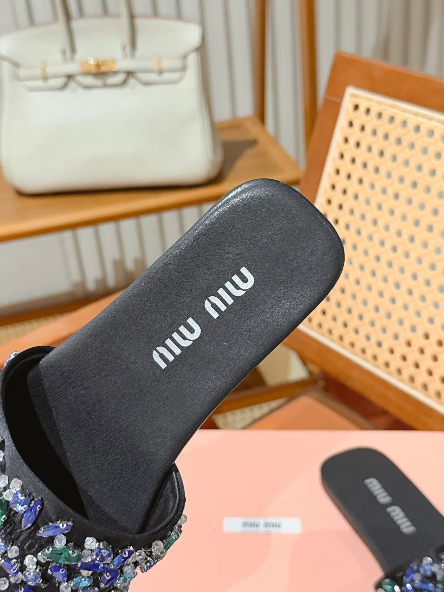 Шлепанцы Женские Miu Miu 17498801