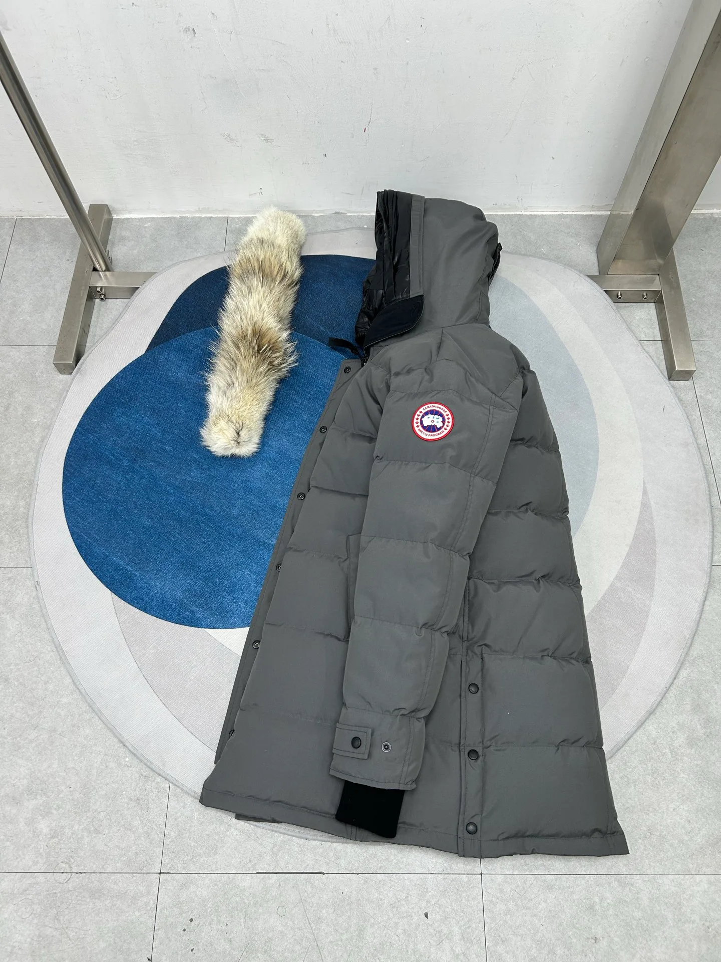 Куртки И Пуховики Женские Canada Goose 18188605