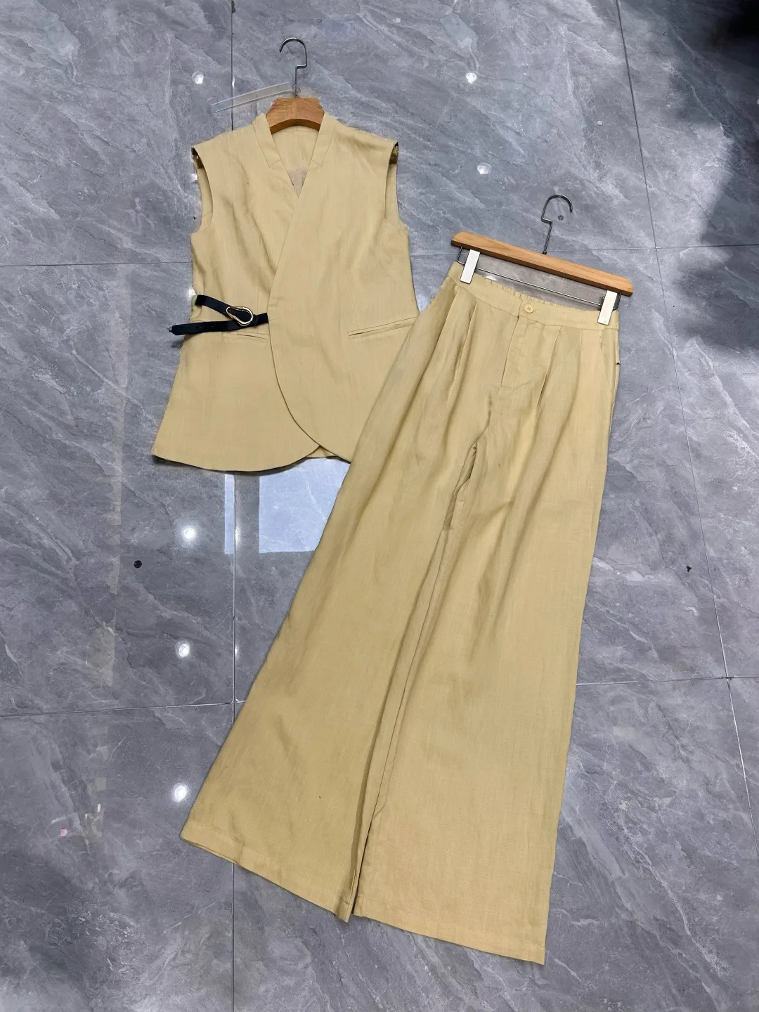 Костюмы Женские Brunello Cucinelli 13459002
