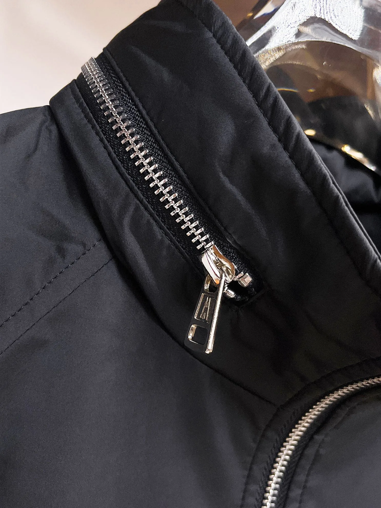Куртки И Пуховики Мужские Moncler 18197234