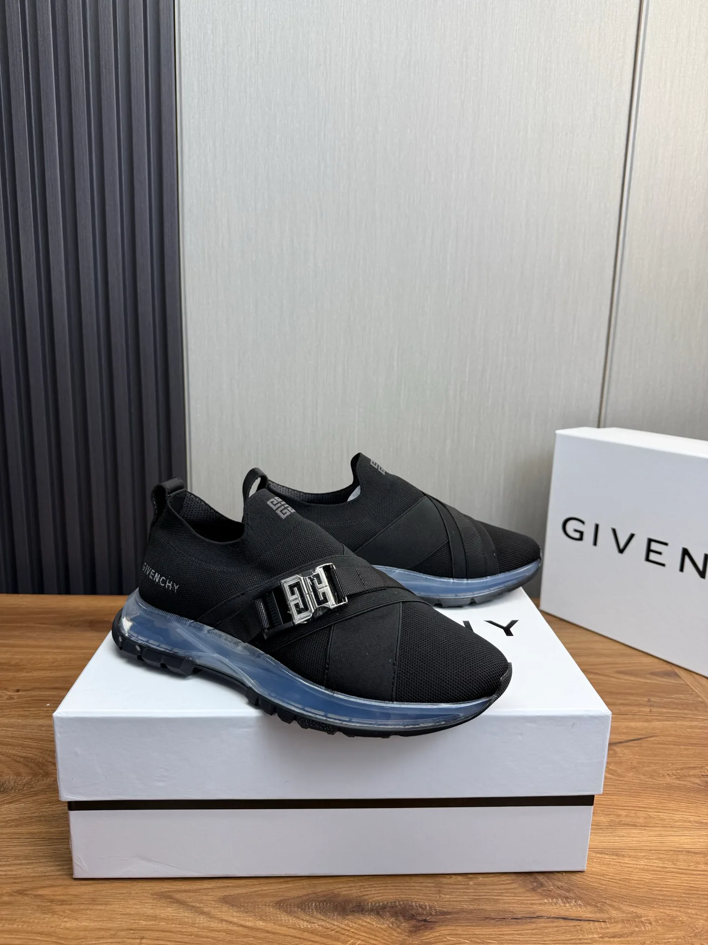 Кроссовки Мужские Givenchy 27526