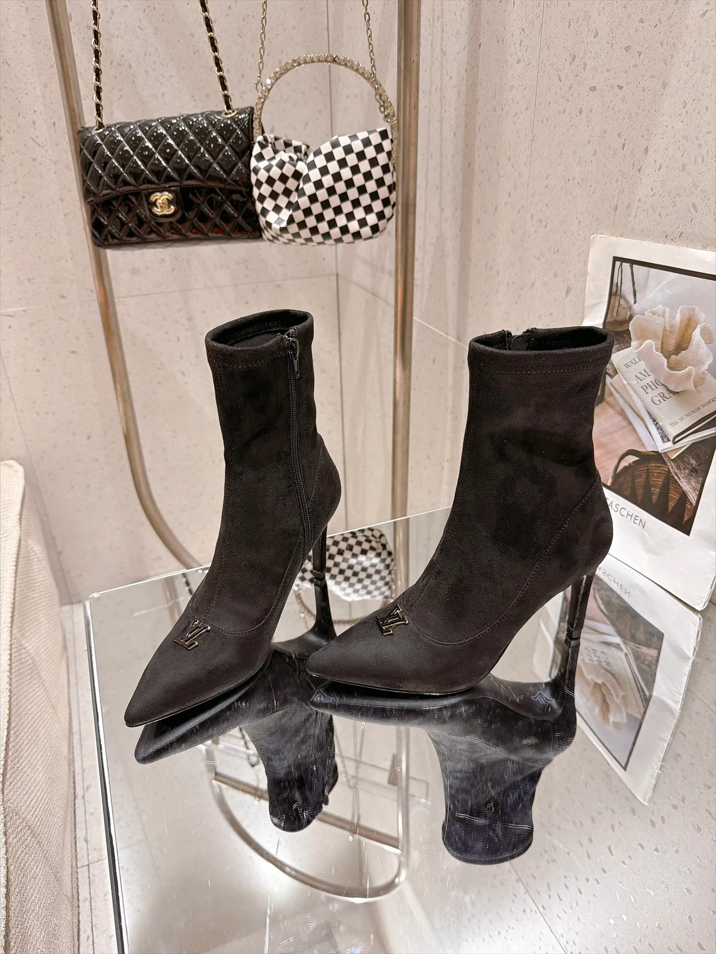 Ботильоны Женские Louis Vuitton 18703167