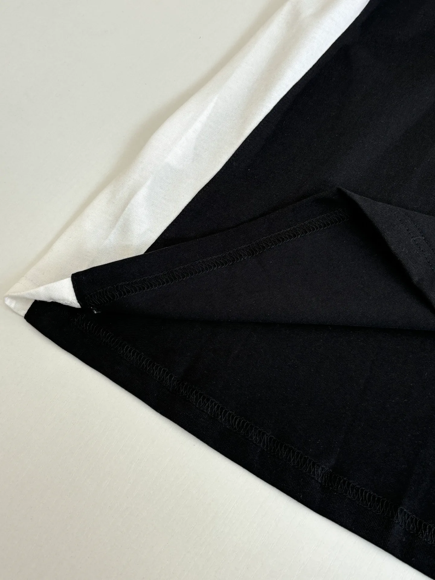 Футболки Женские Balenciaga 5899072