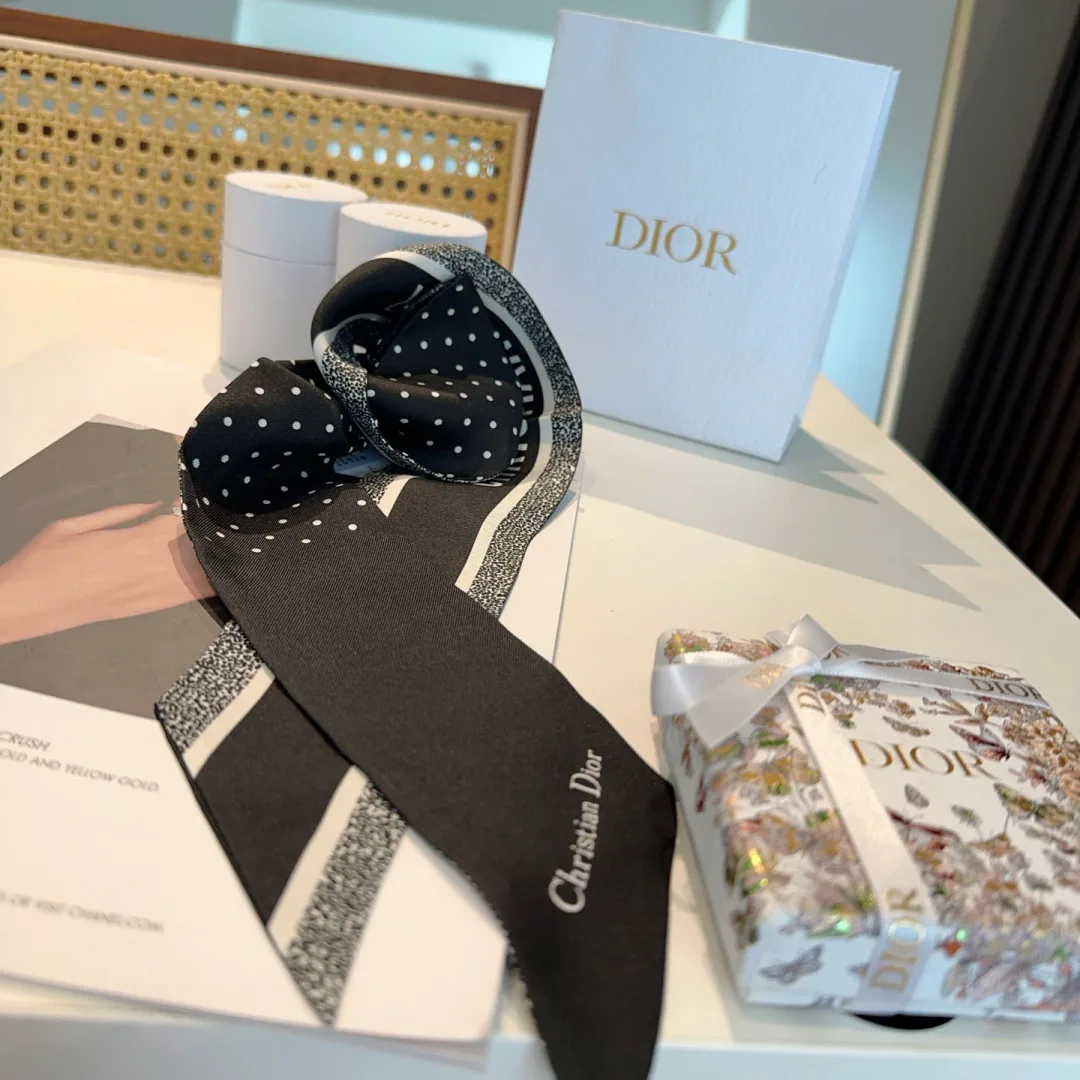 Платки Christian Dior 12918479