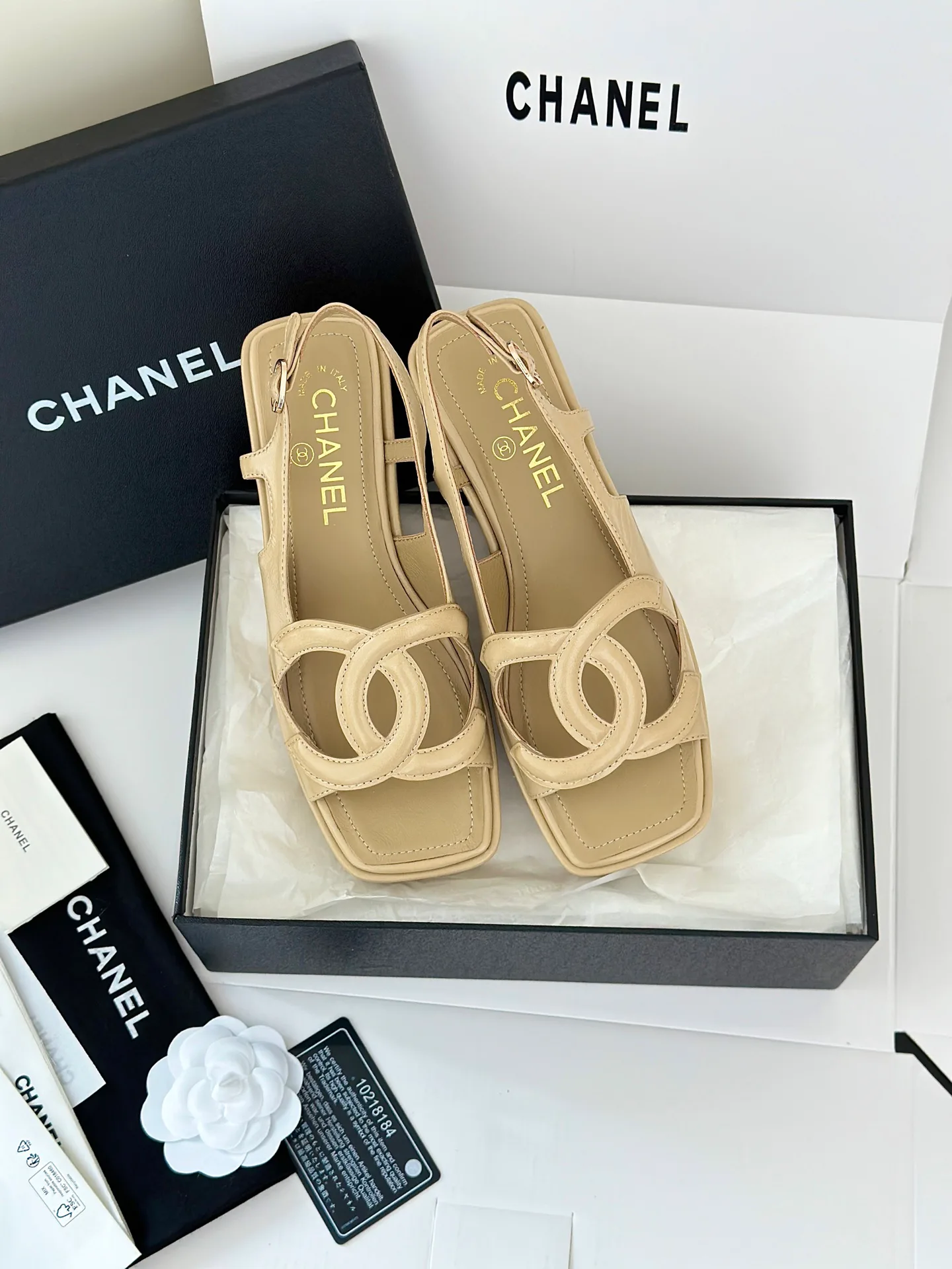 Босоножки Женские Chanel 18143039