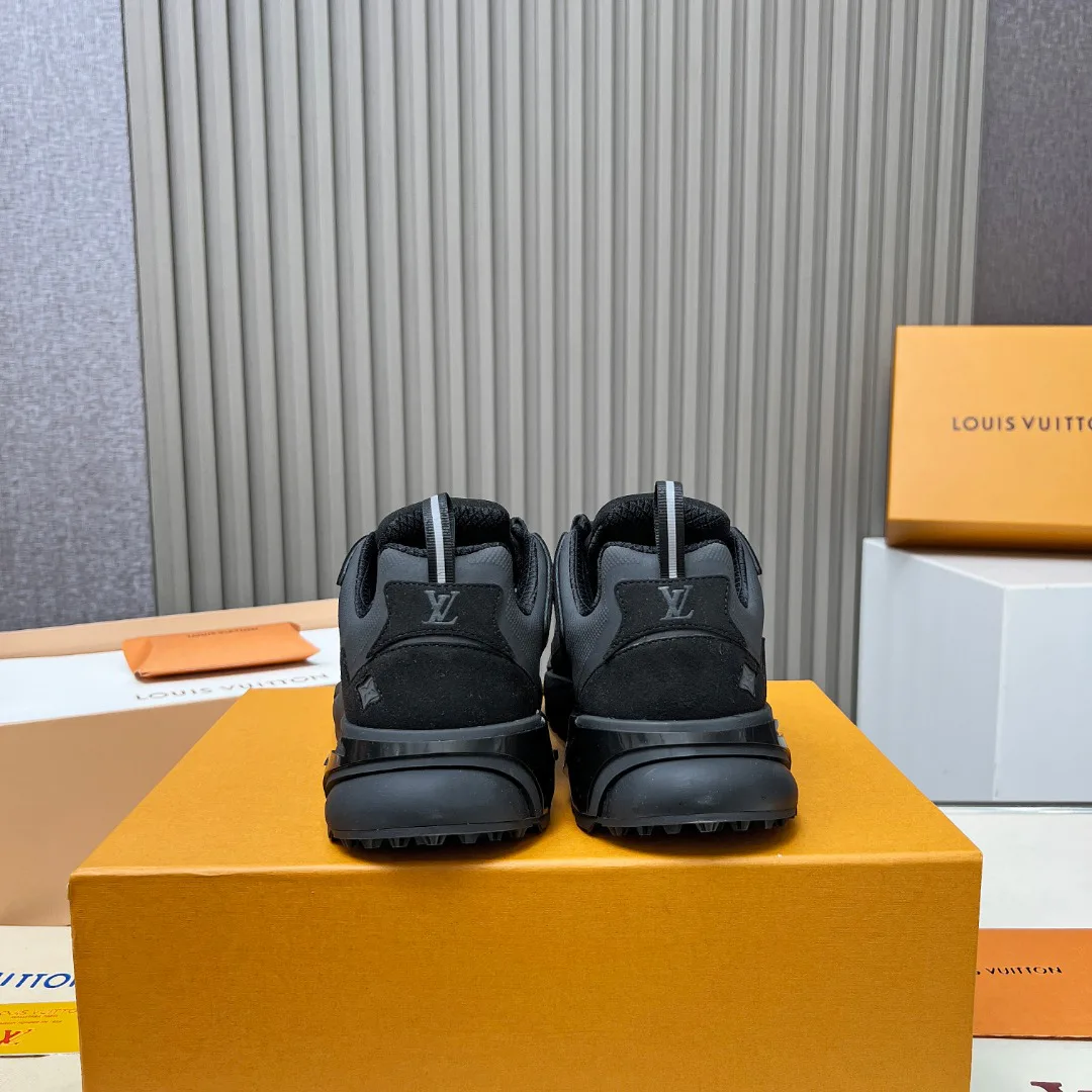 Кроссовки Мужские Louis Vuitton 2937785