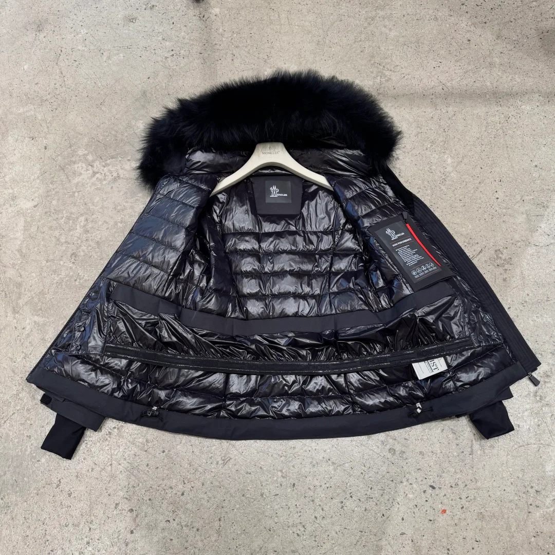 Куртки И Пуховики Женские Moncler 600078