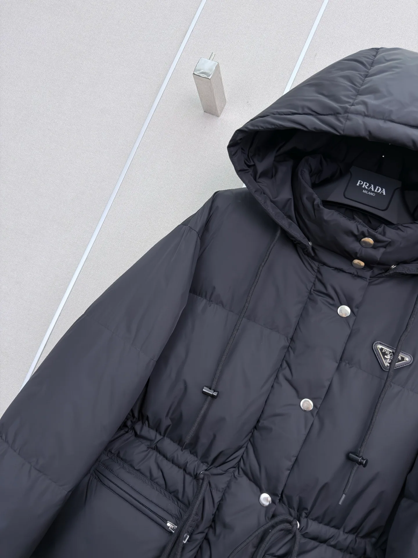 Куртки И Пуховики Женские Prada 18348171