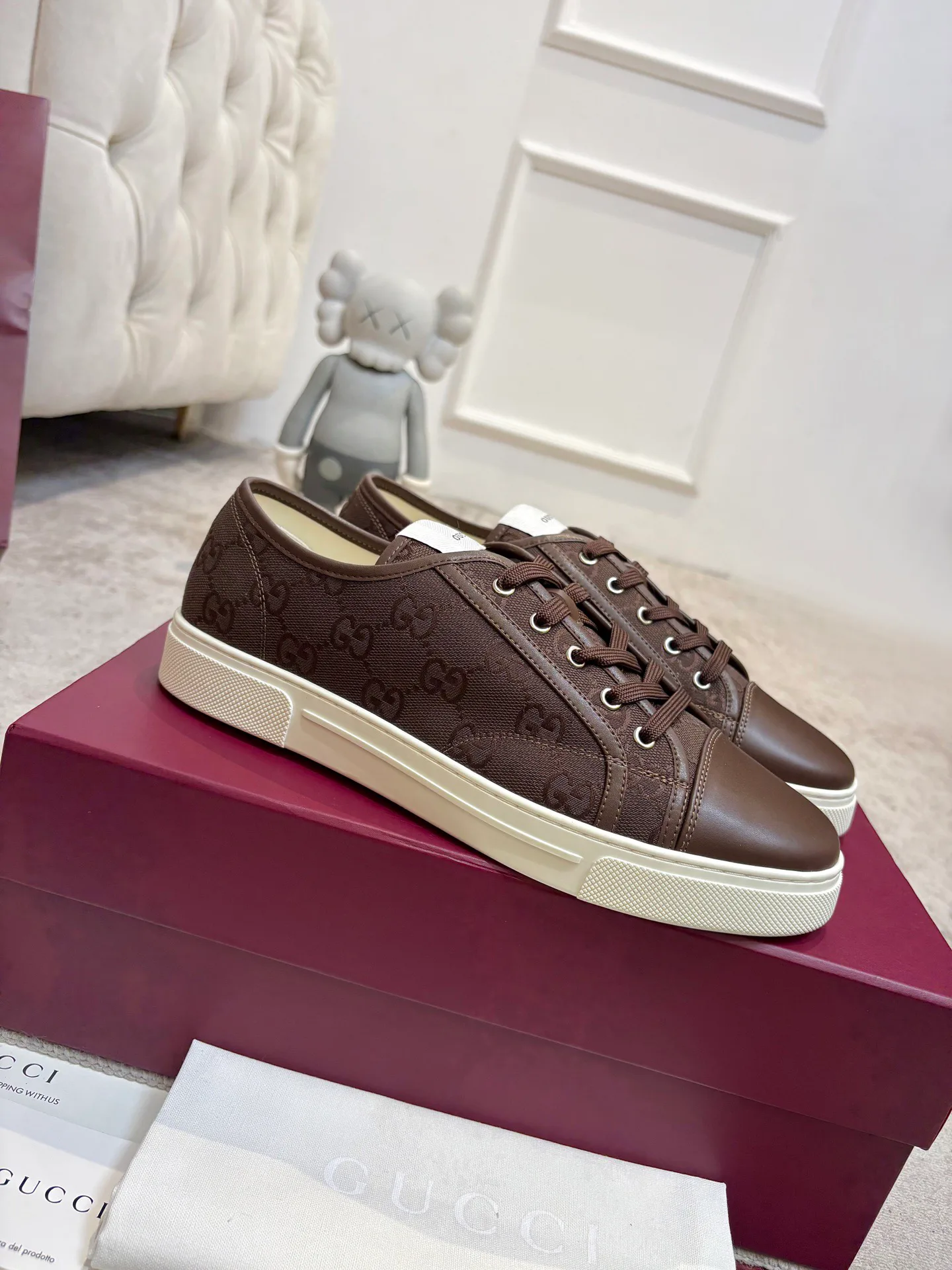 Кроссовки Женские Gucci 18901590