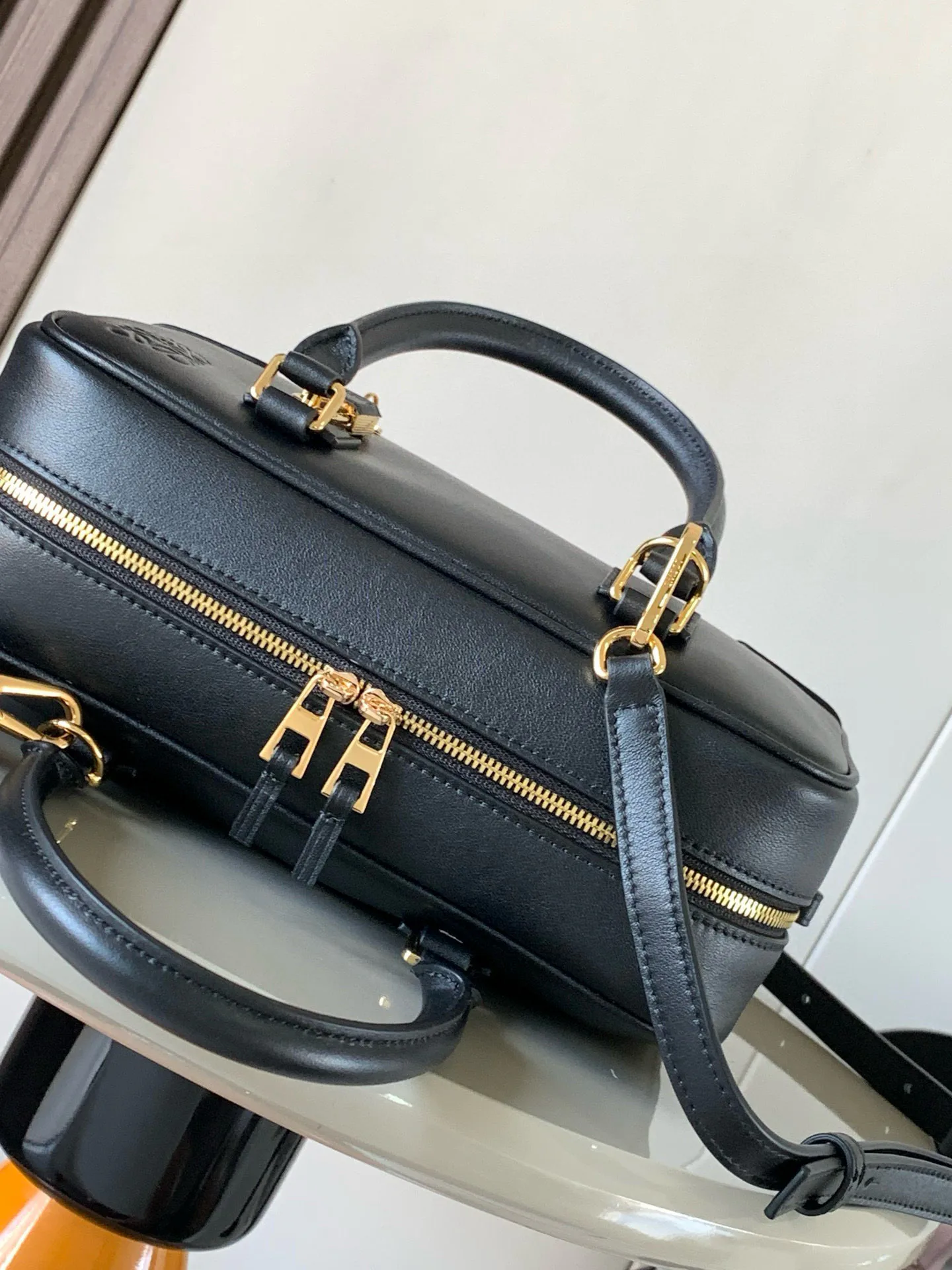 Классические Сумки Женские Loewe 245286