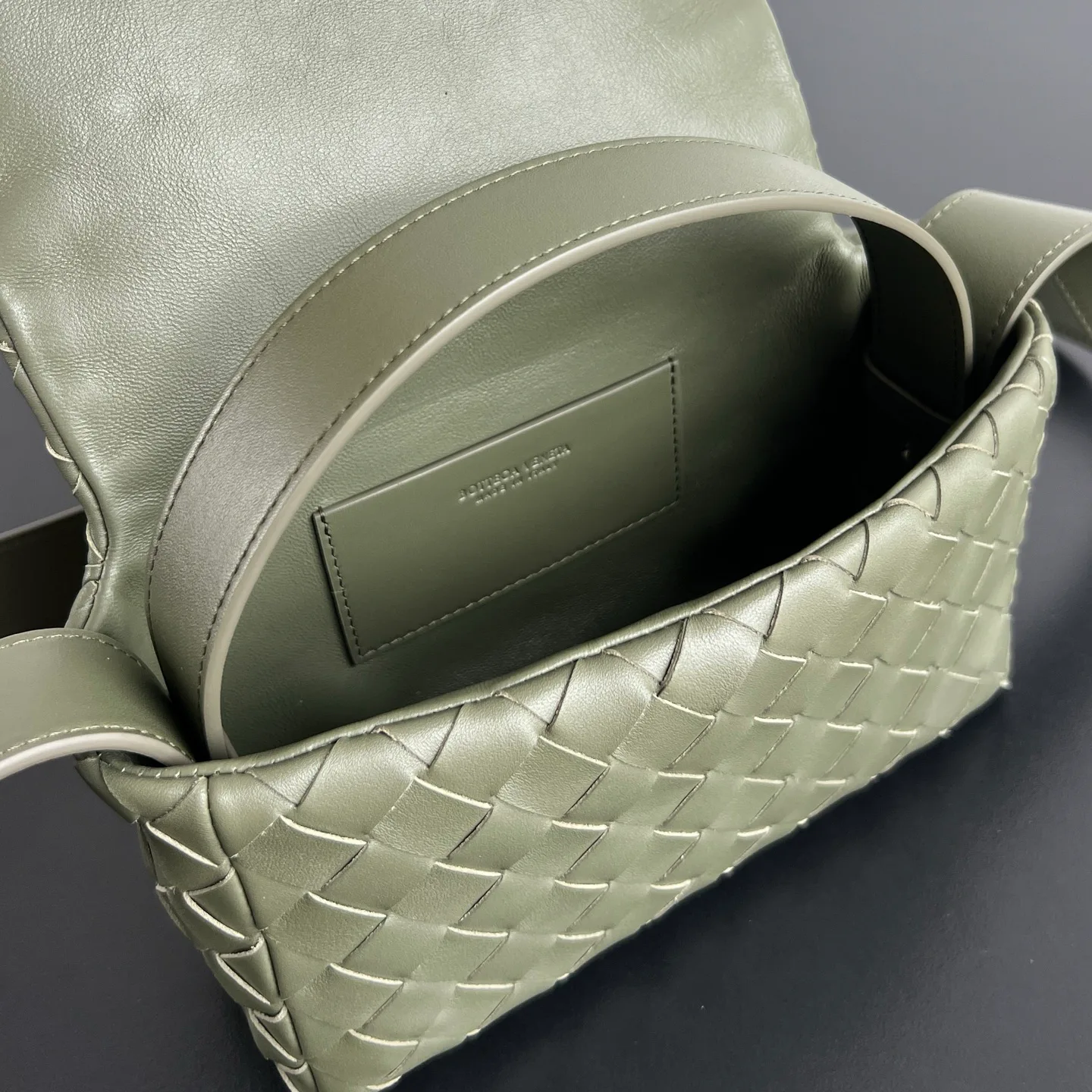 Классические Сумки Женские Bottega Veneta 13306147