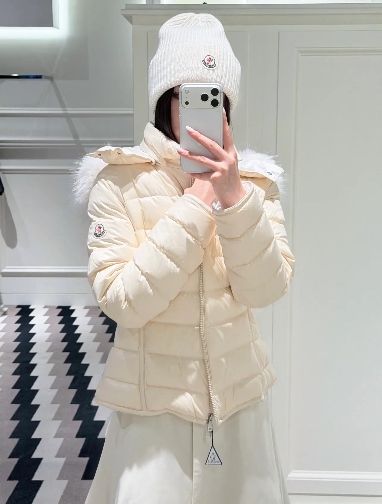 Куртки И Пуховики Женские Moncler 18633059