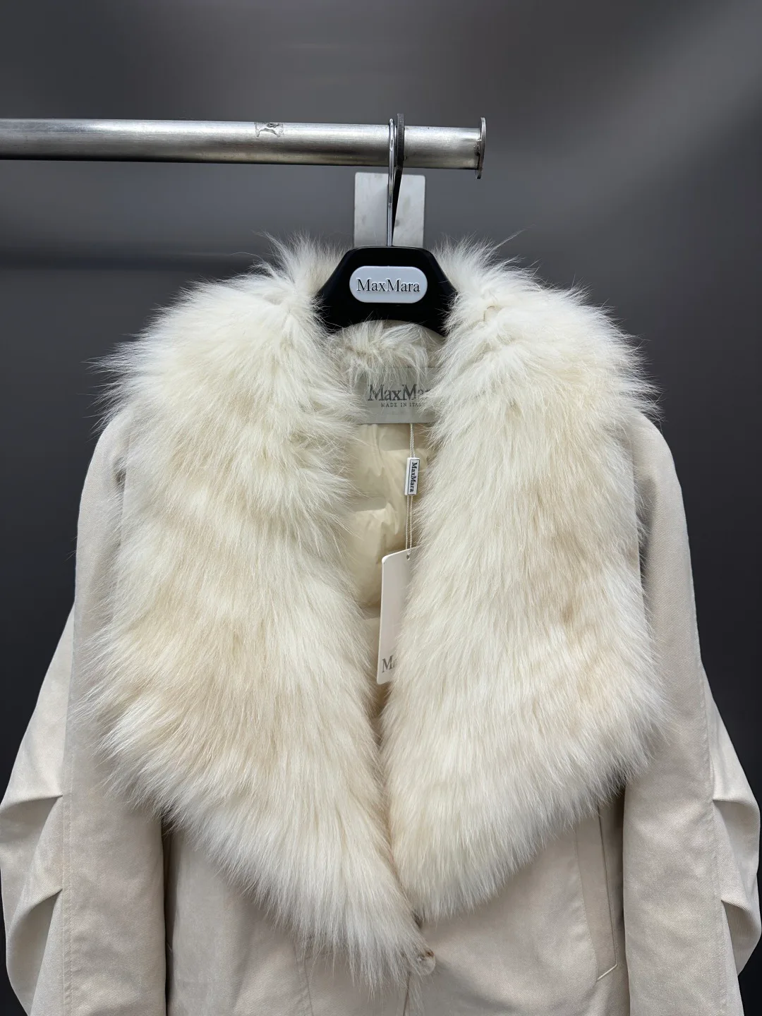 Куртки И Пуховики Женские Max Mara 18902727