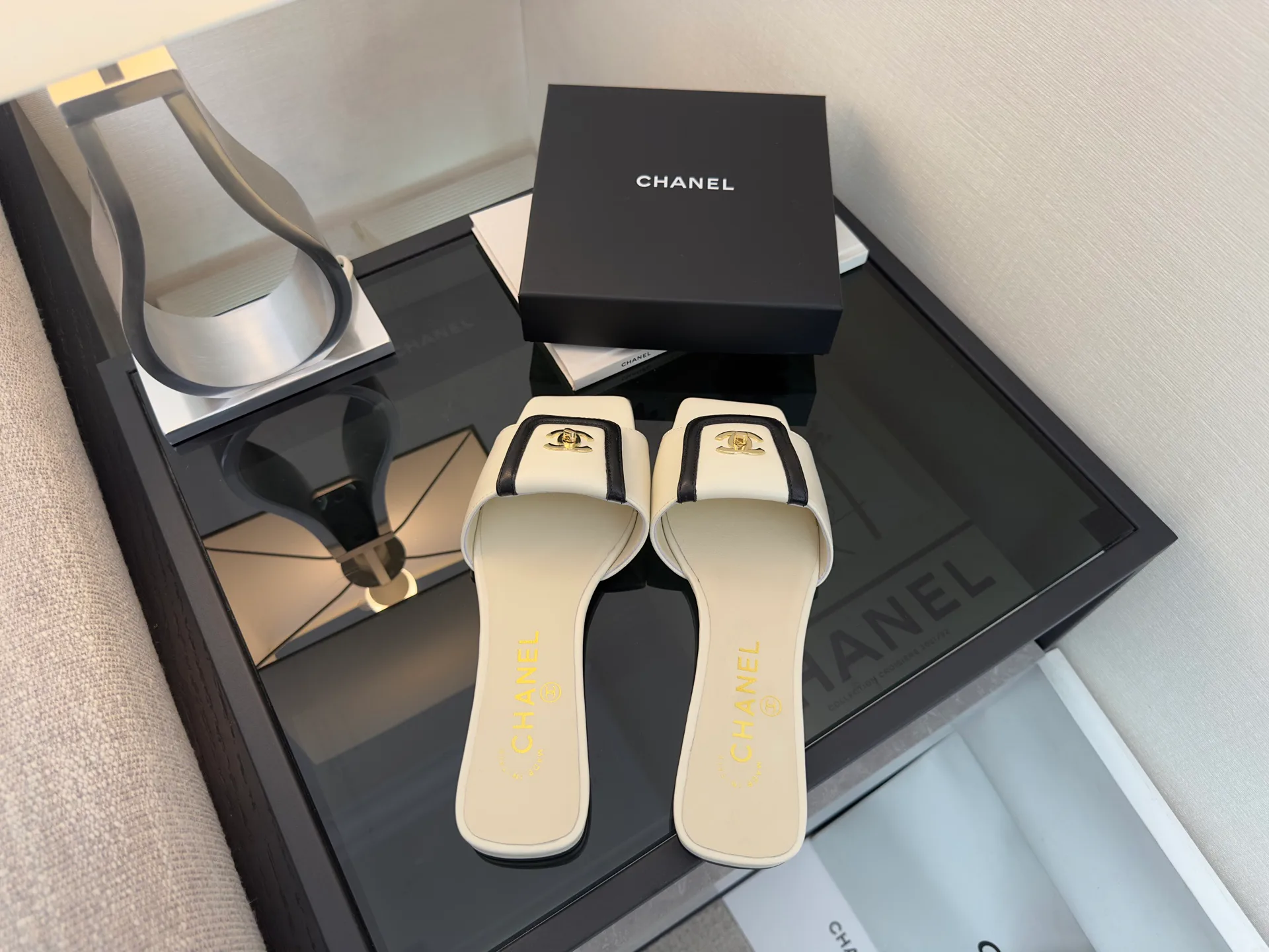 Обложки На Паспорт Chanel 11890825