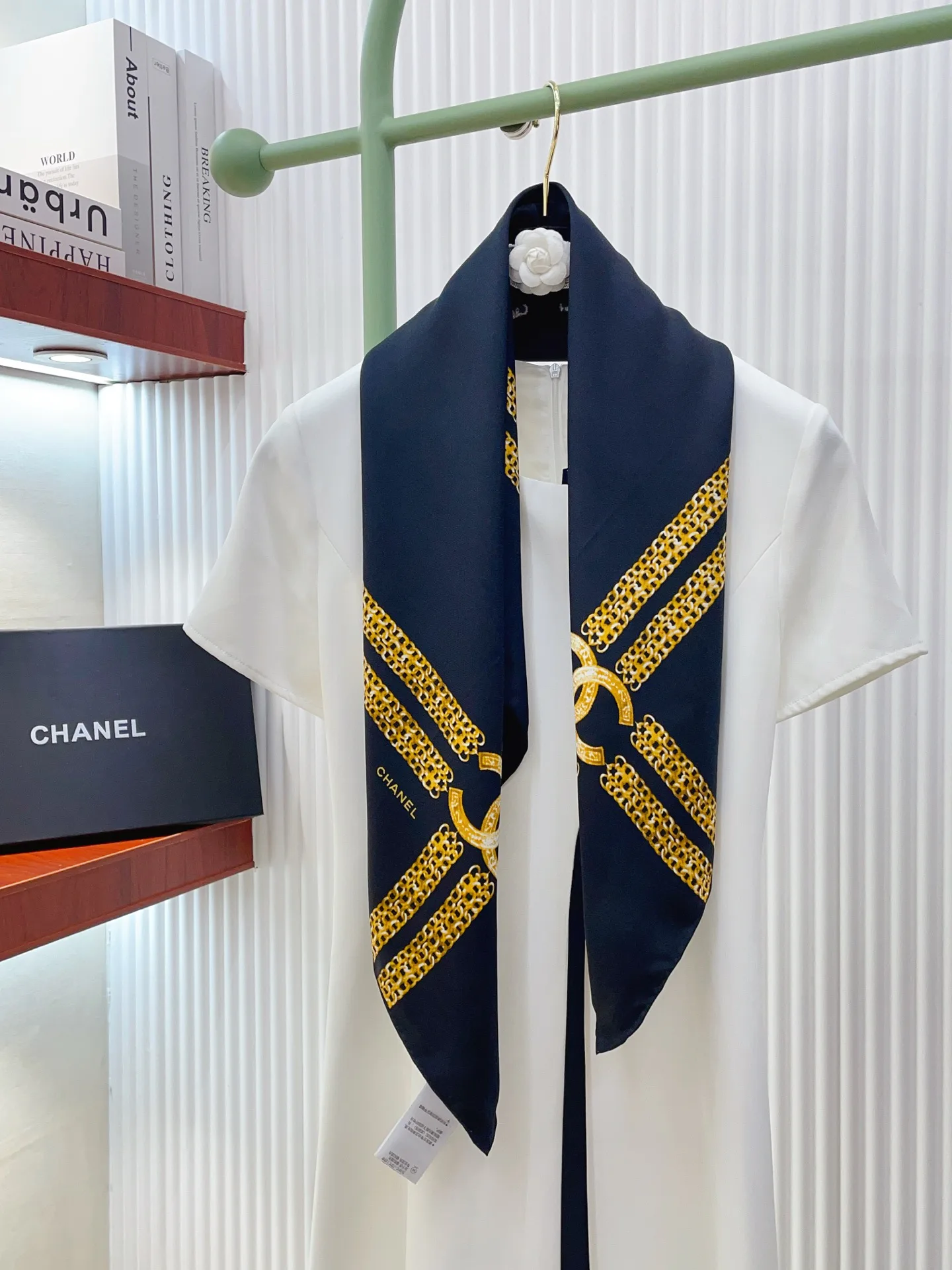 Платки Chanel 10416075
