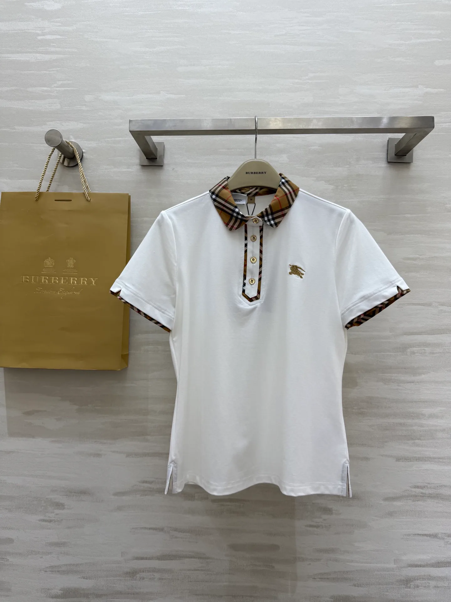 Рубашки Женские Burberry 12838357