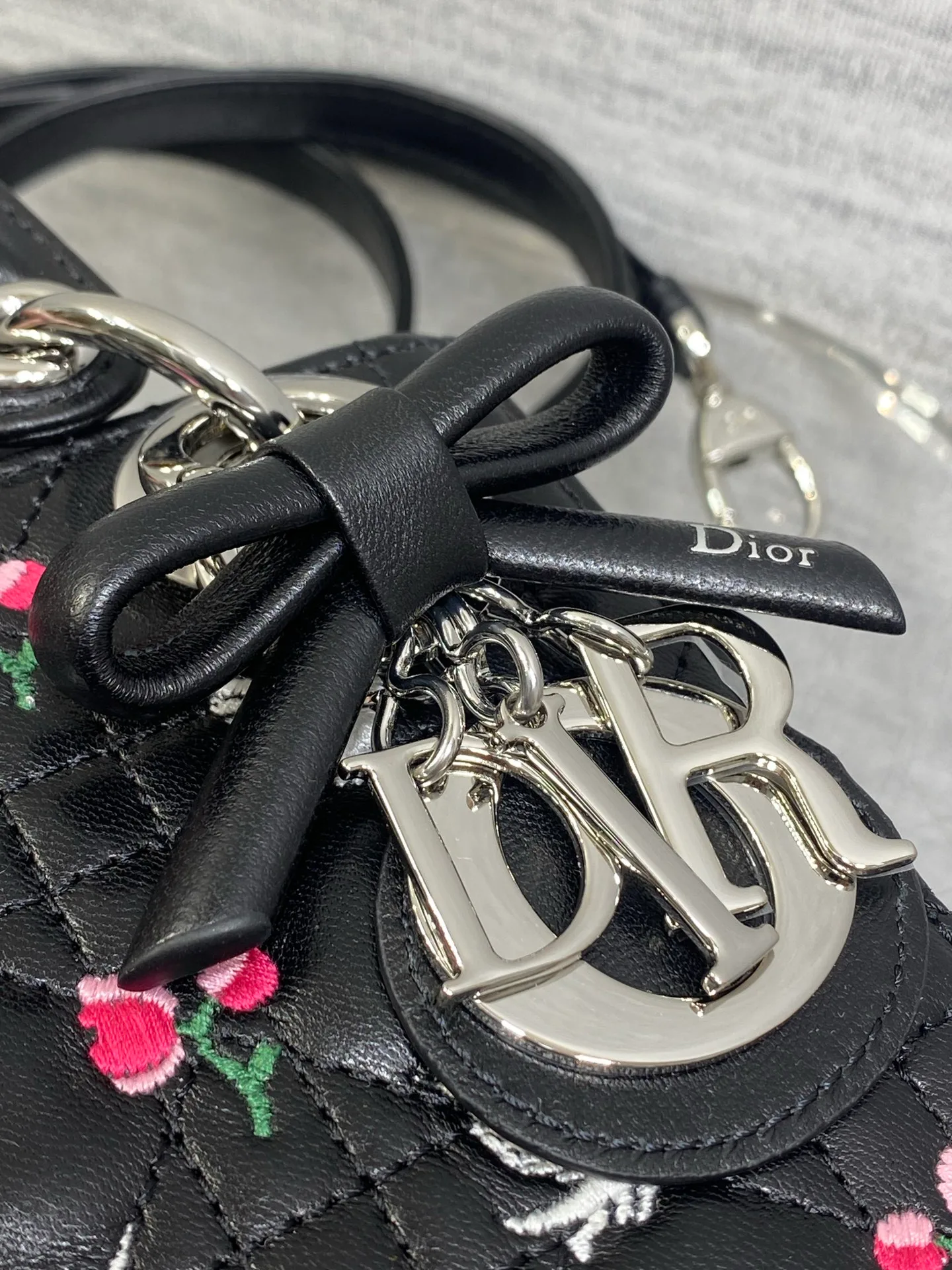 Классические Сумки Женские Christian Dior 17601332