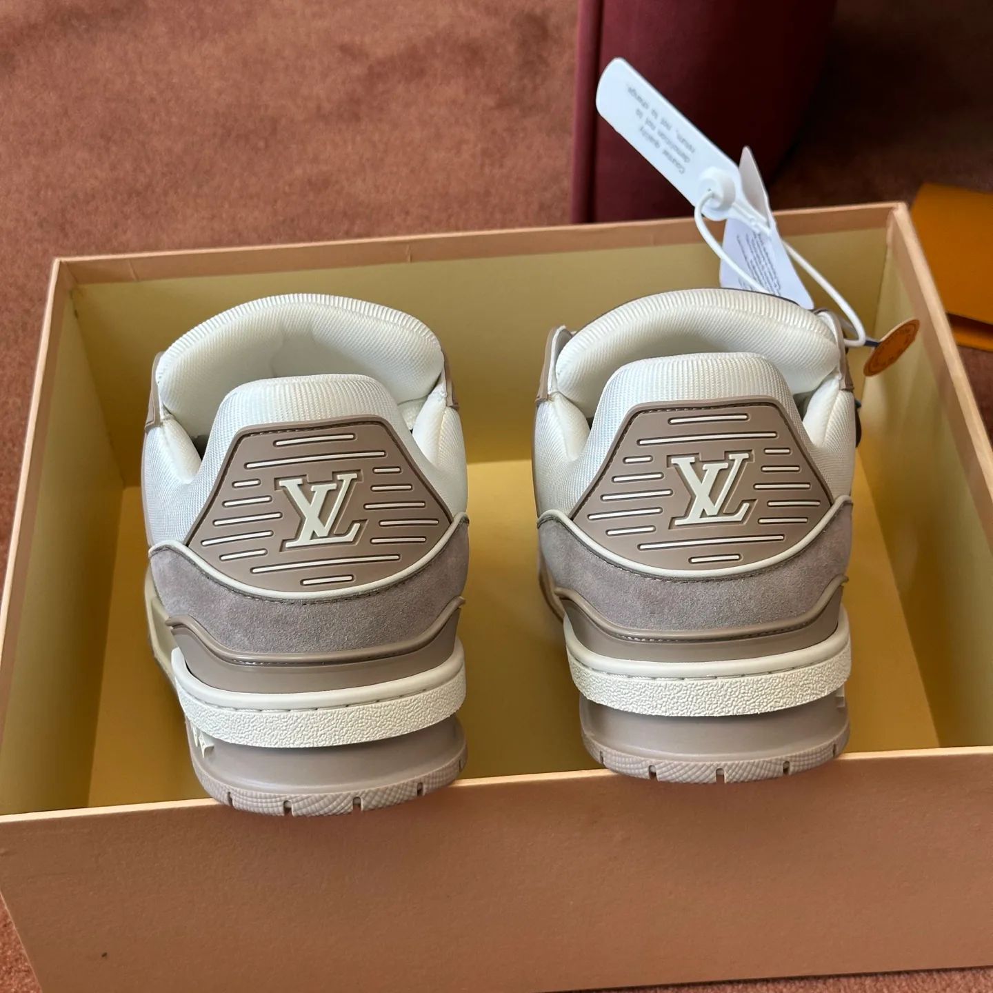 Кроссовки Мужские Louis Vuitton 18039909