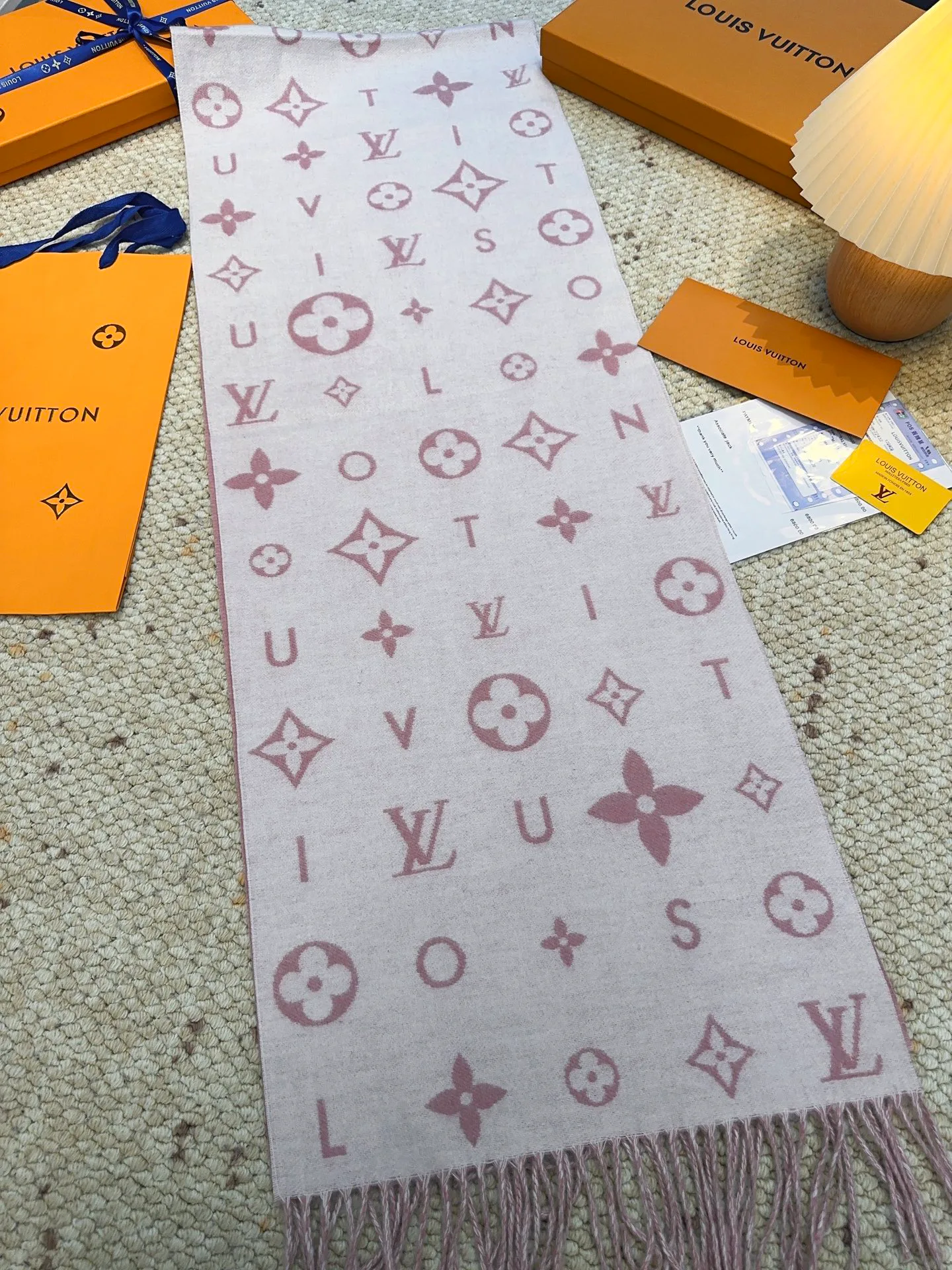 Шарфы Louis Vuitton 778489