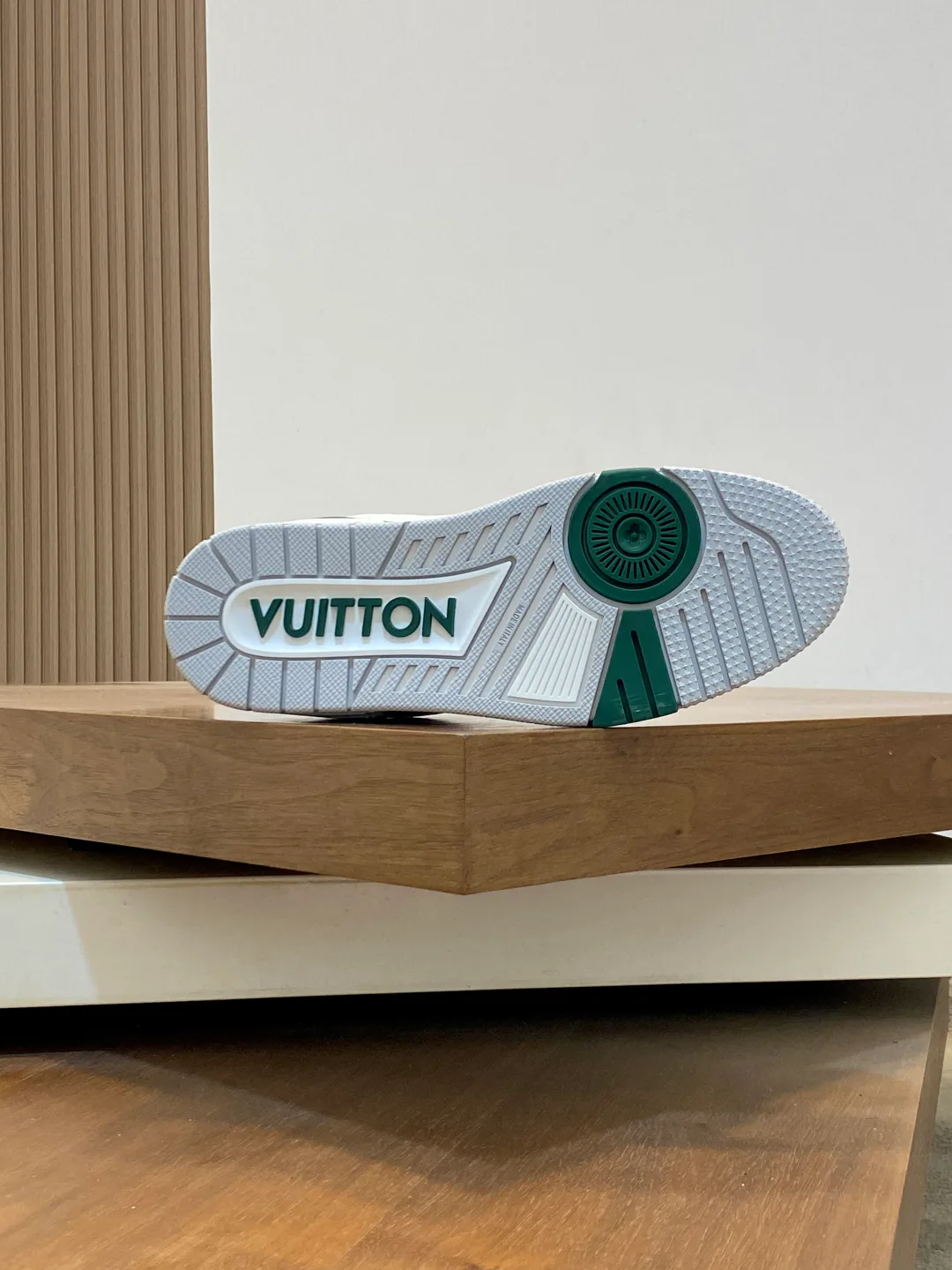 Кроссовки Мужские Louis Vuitton 2194130