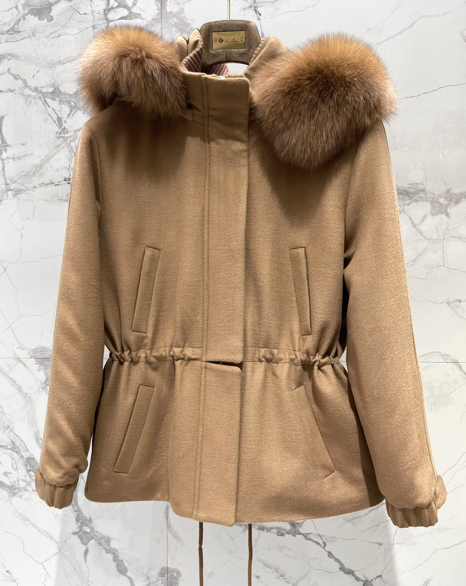 Куртки И Пуховики Женские Loro Piana 1144976