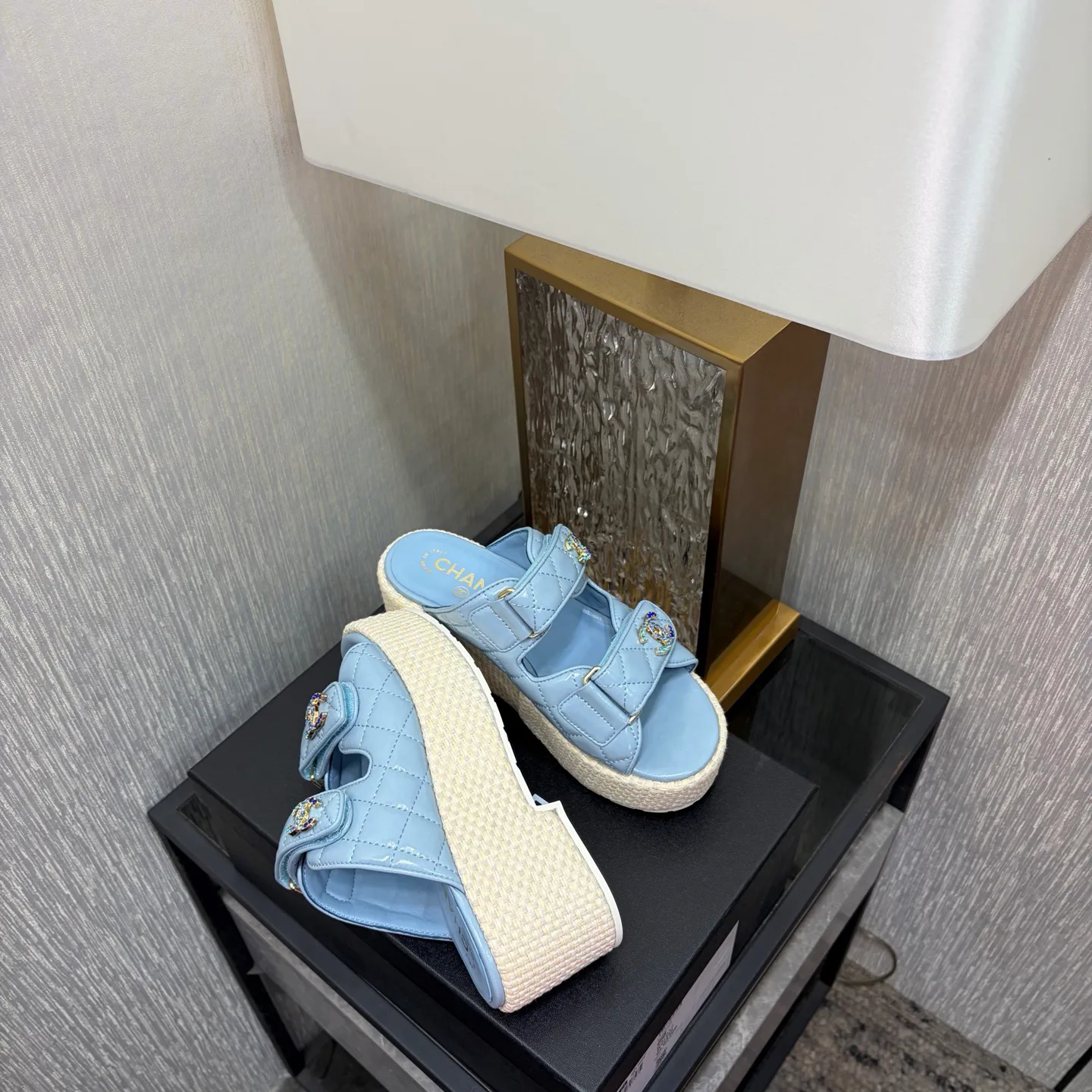 Босоножки Женские Chanel 11579260