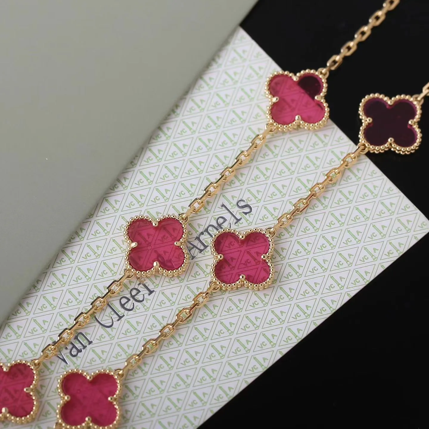Бижутерия Van Cleef & Arpels 18122374