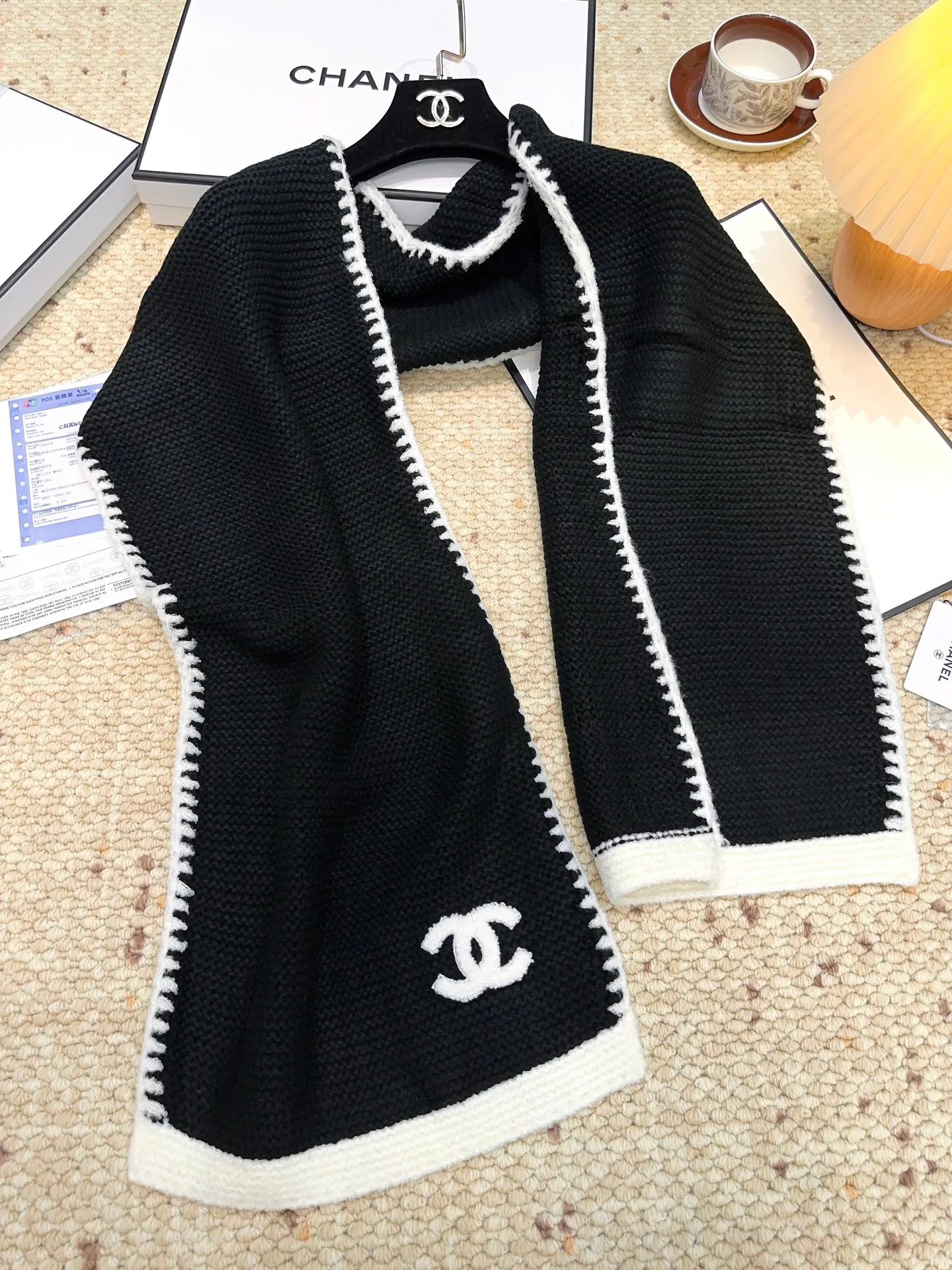 Шарфы Chanel 18105410