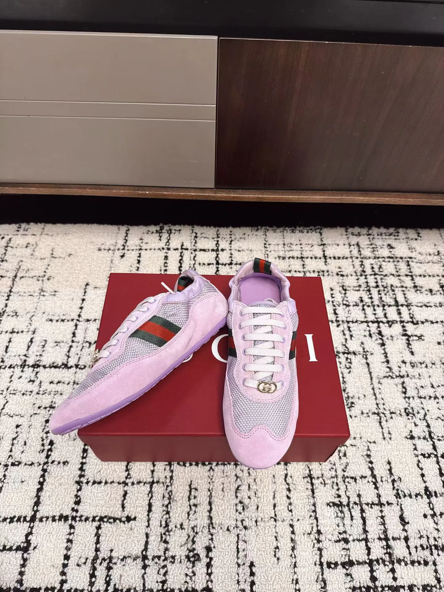 Кроссовки Женские Gucci 736014