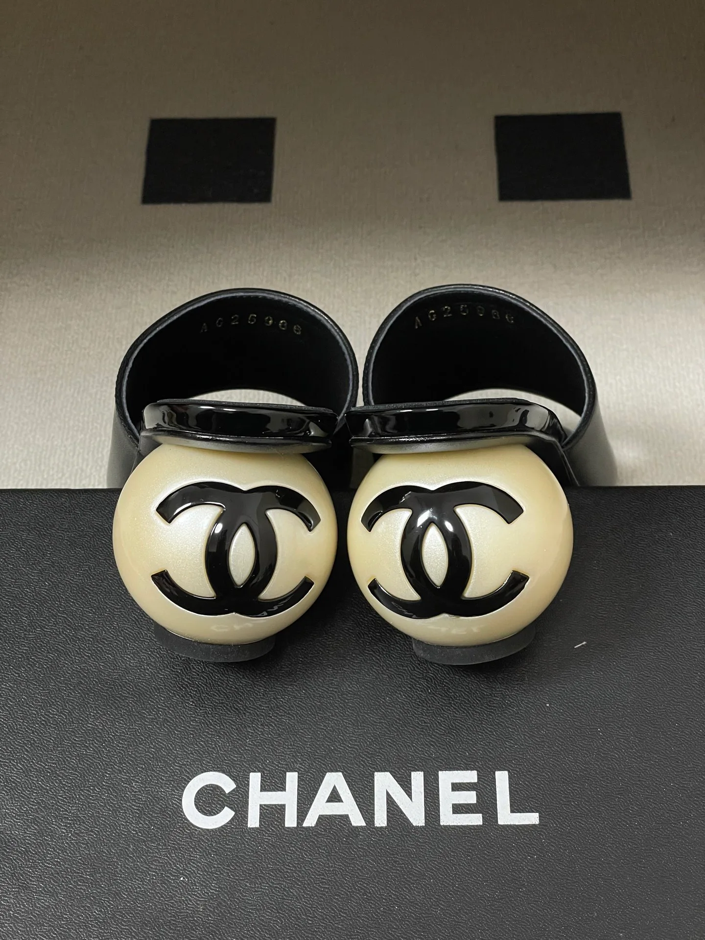 Босоножки Женские Chanel 10993911