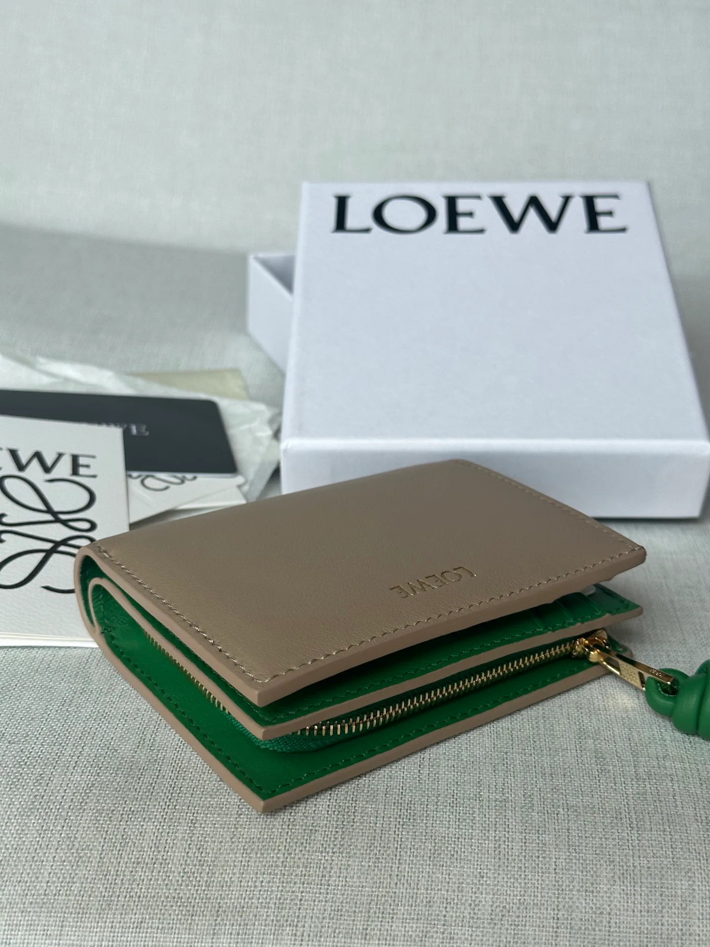 Клатчи Женские Loewe 18906576