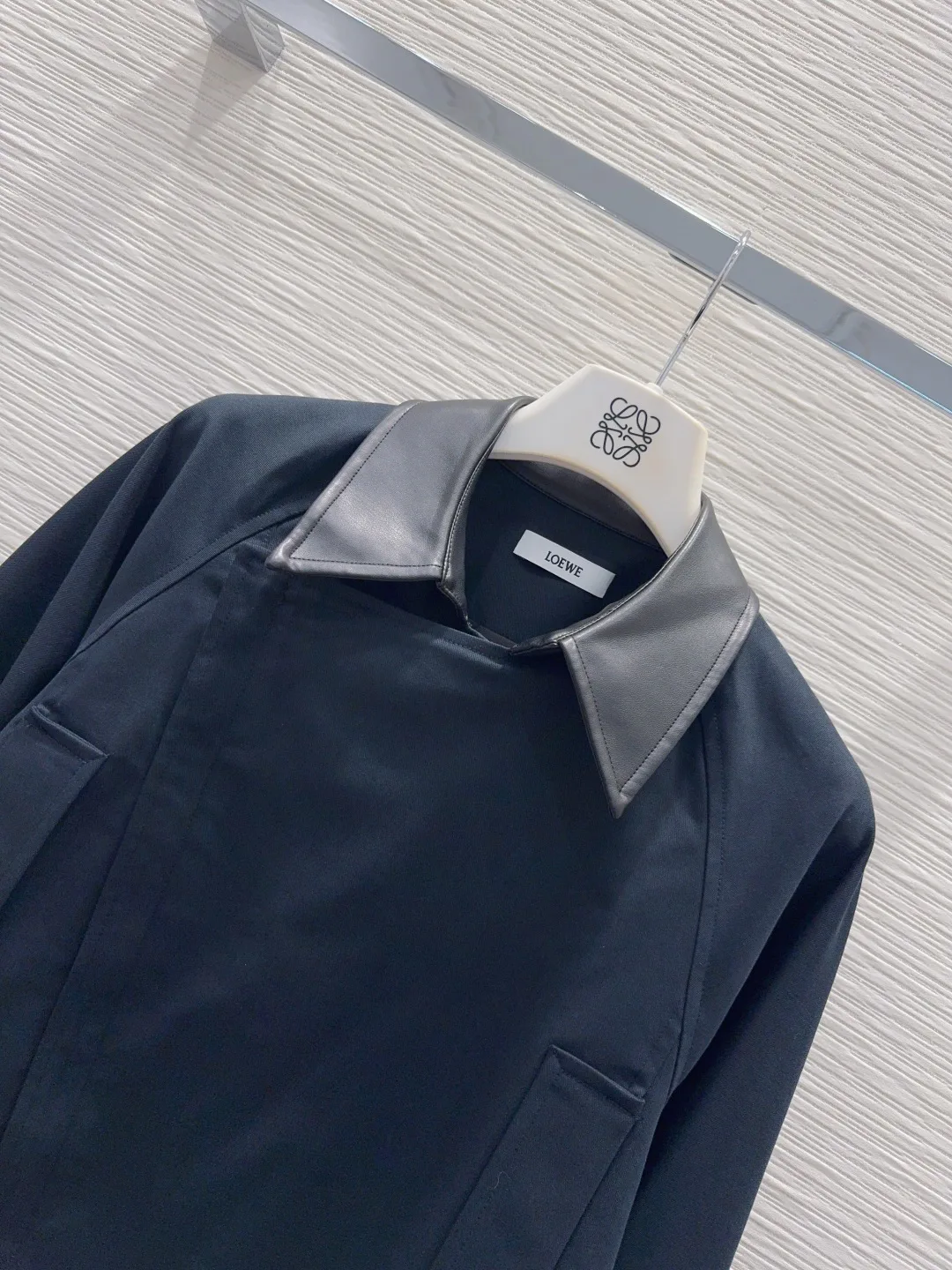 Куртки И Пуховики Женские Loewe 18689843
