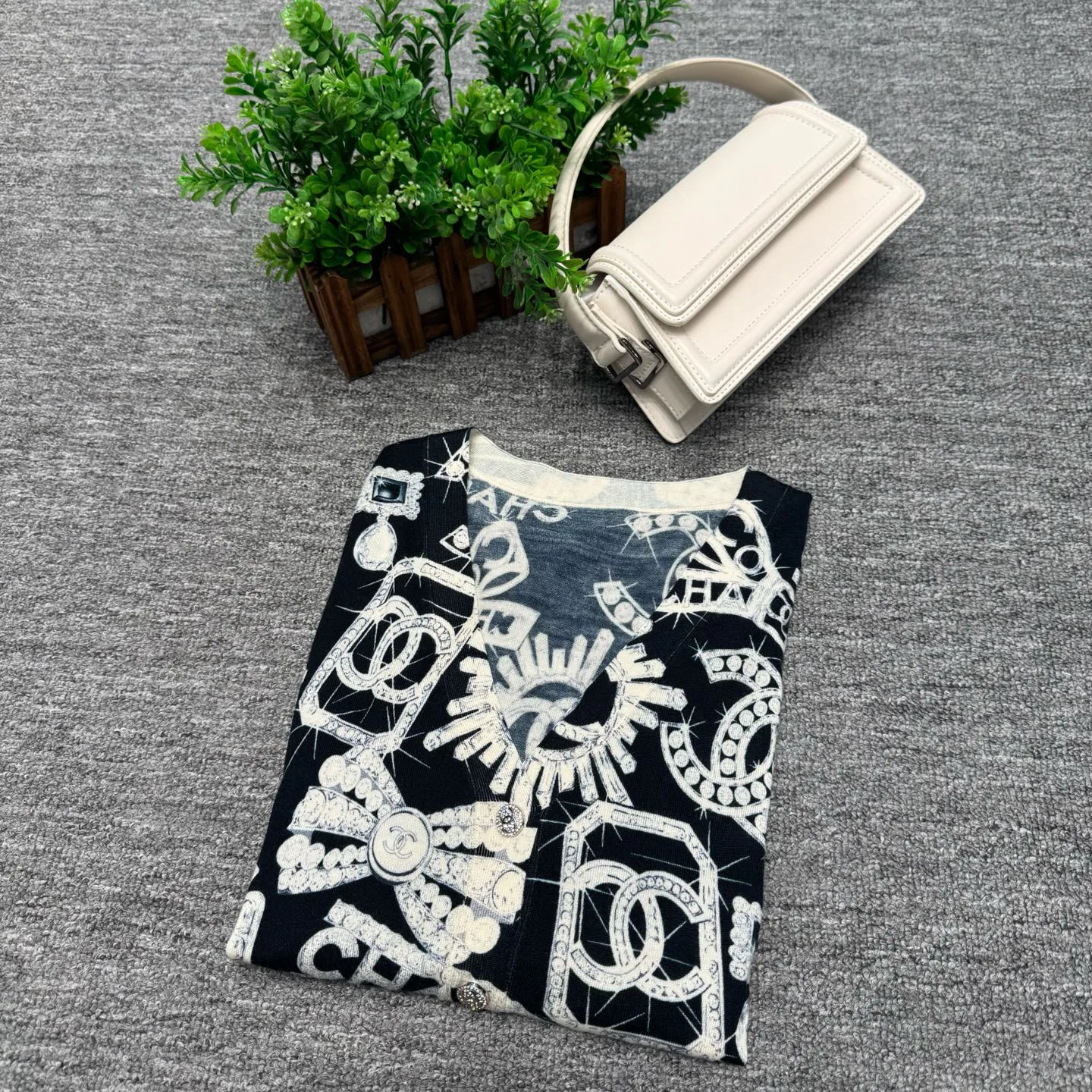 Джемперы И Свитеры Женские Chanel 535857